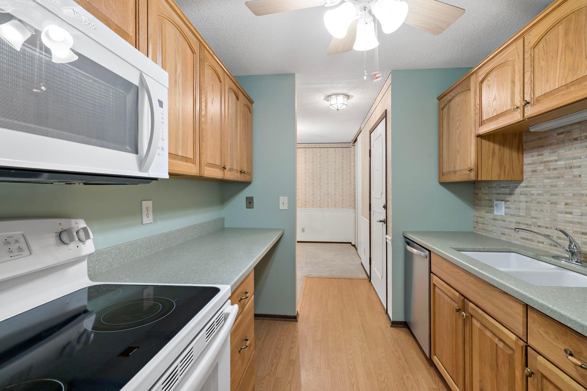 View of Residential at 135 Viking Drive #117, Little Canada MN 55117, Little Canada (20 of 39) - Mike Wilen | Minnesota Team Real Estate