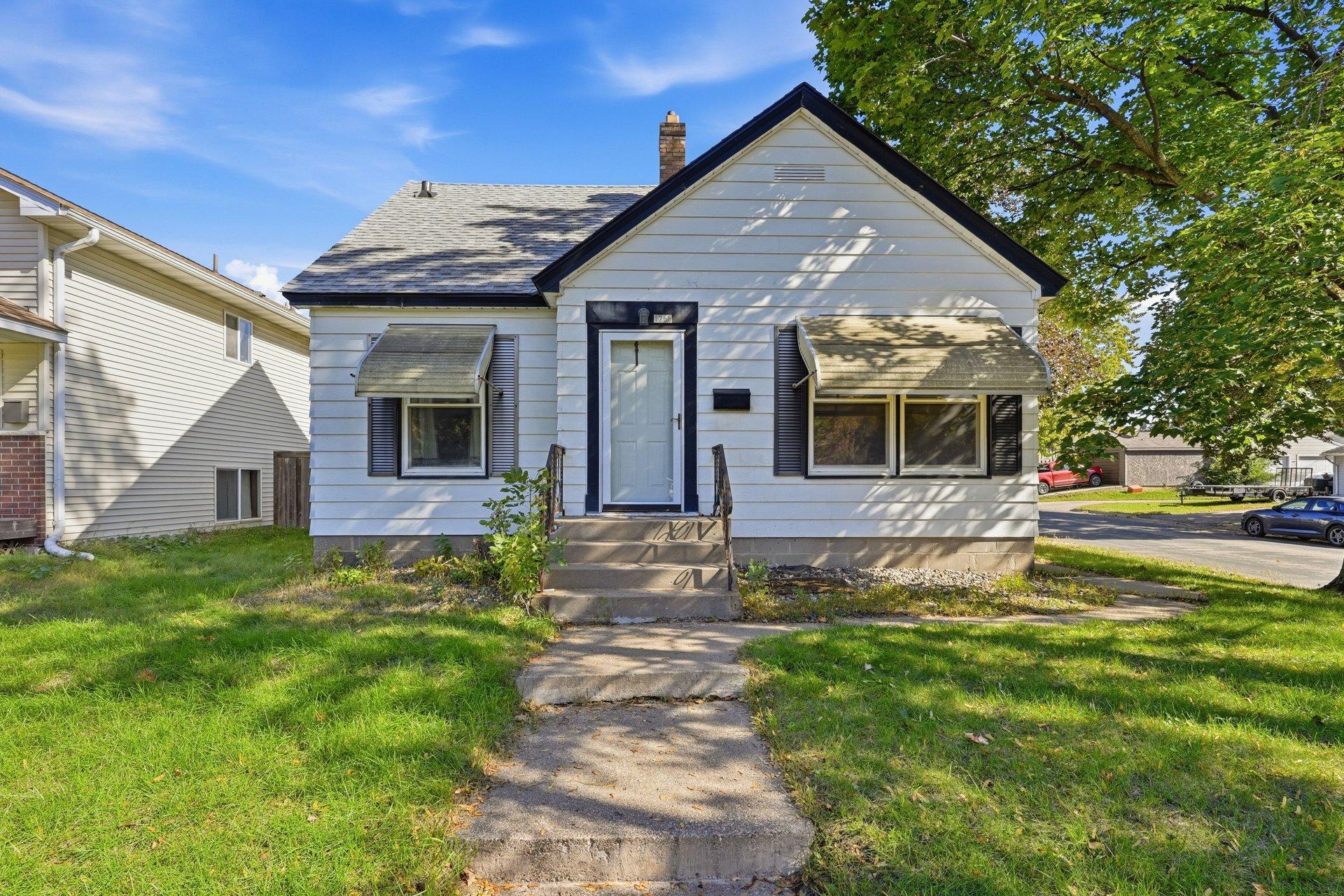 View of Single Family at 1255 6th Avenue, South Saint Paul - Mike Wilen | Minnesota Team Real Estate
