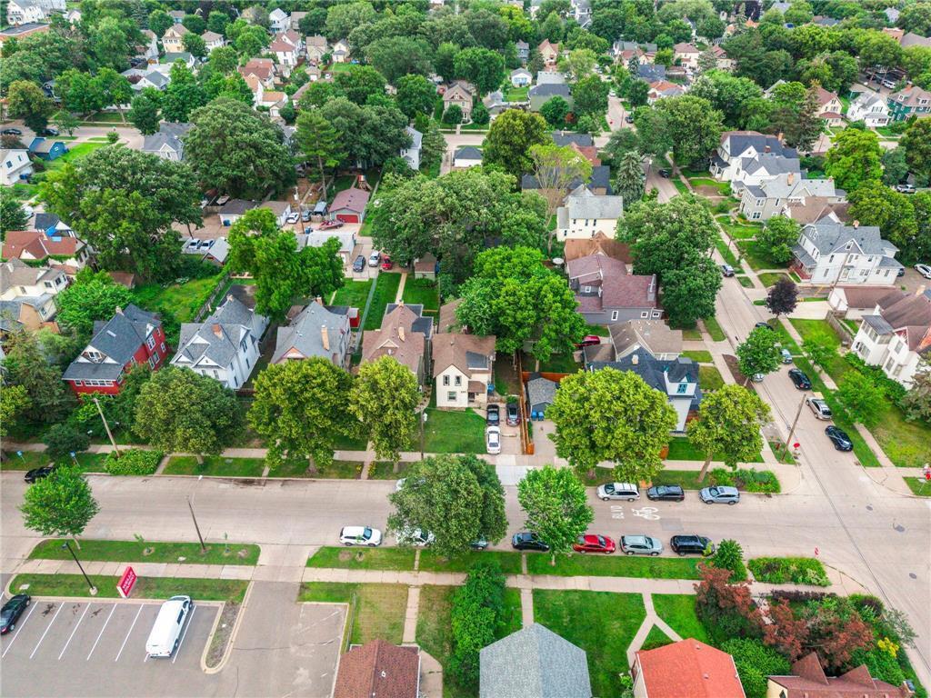 View of Residential Income at 2313 Polk Street, Minneapolis MN 55418, Minneapolis (23 of 33) - Mike Wilen | Minnesota Team Real Estate