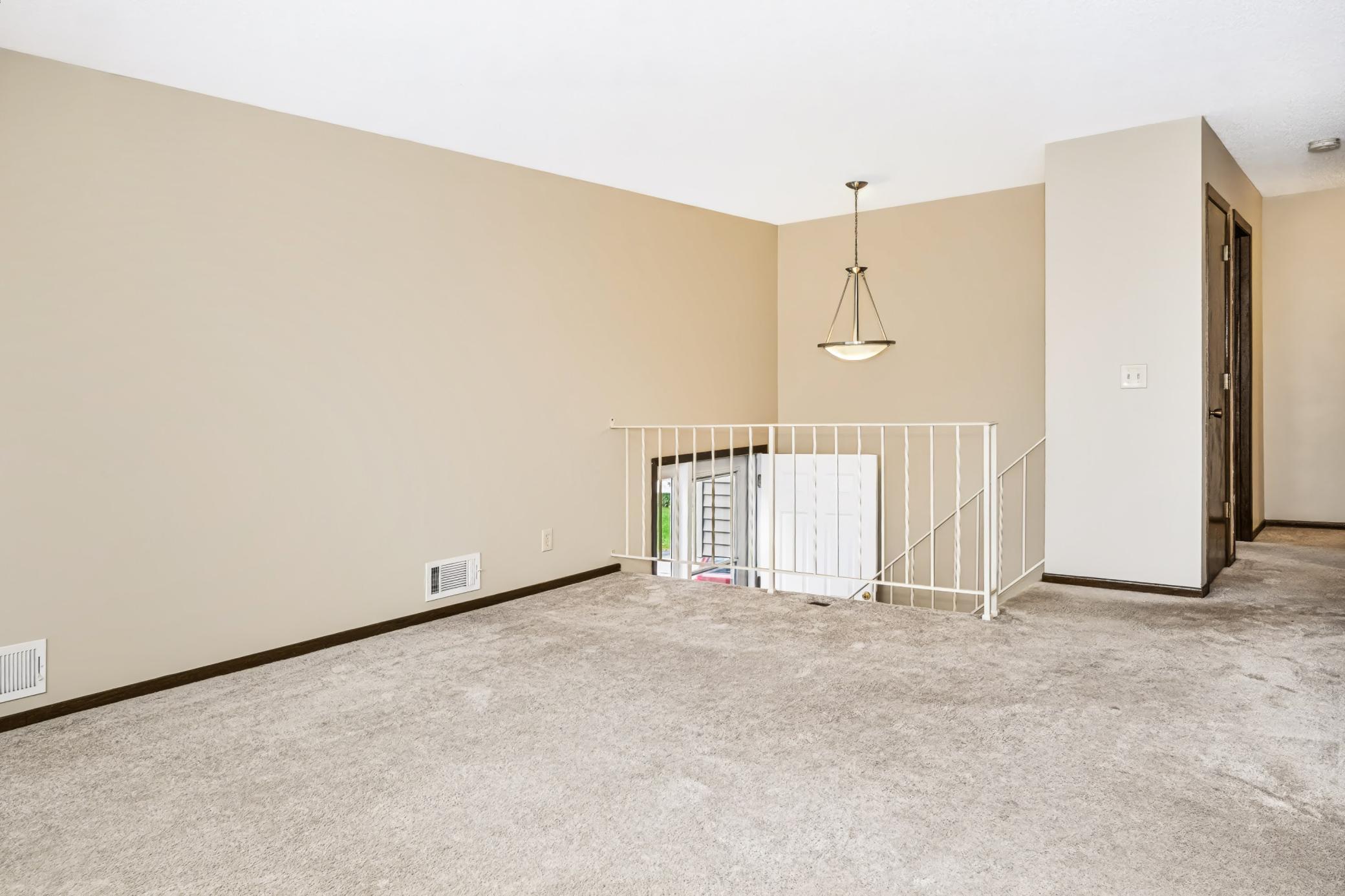 View of Residential at 10394 Balsam Lane, Eden Prairie MN 55347, Eden Prairie (6 of 38) - Mike Wilen | Minnesota Team Real Estate