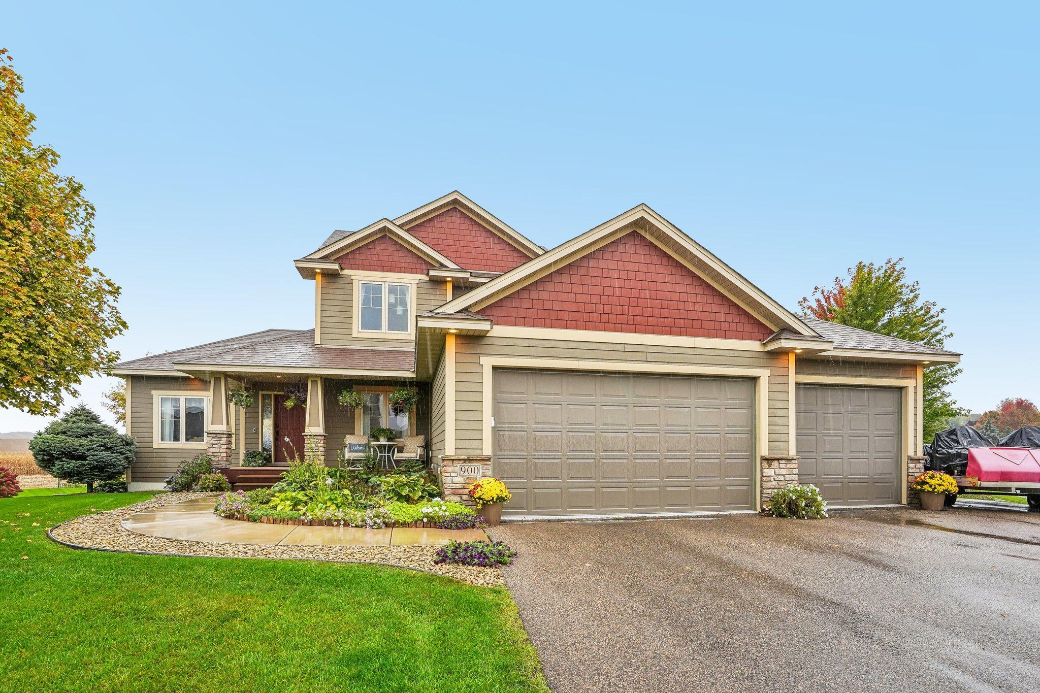View of Single Family at 900 Heritage Trail, New Prague - Mike Wilen | Minnesota Team Real Estate