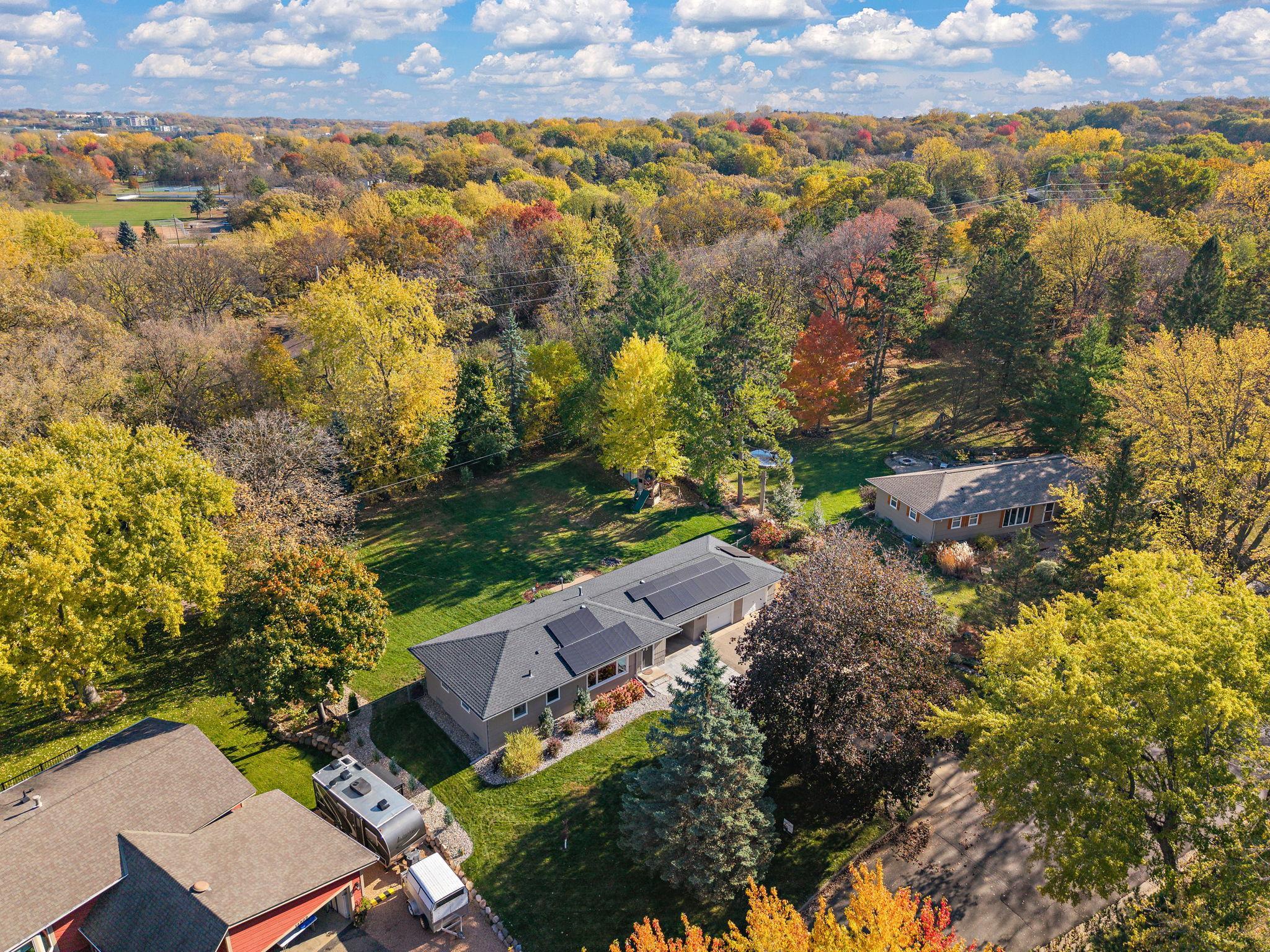 View of Residential at 14913 Sharon Lane, Burnsville MN 55306, Burnsville (62 of 65) - Mike Wilen | Minnesota Team Real Estate