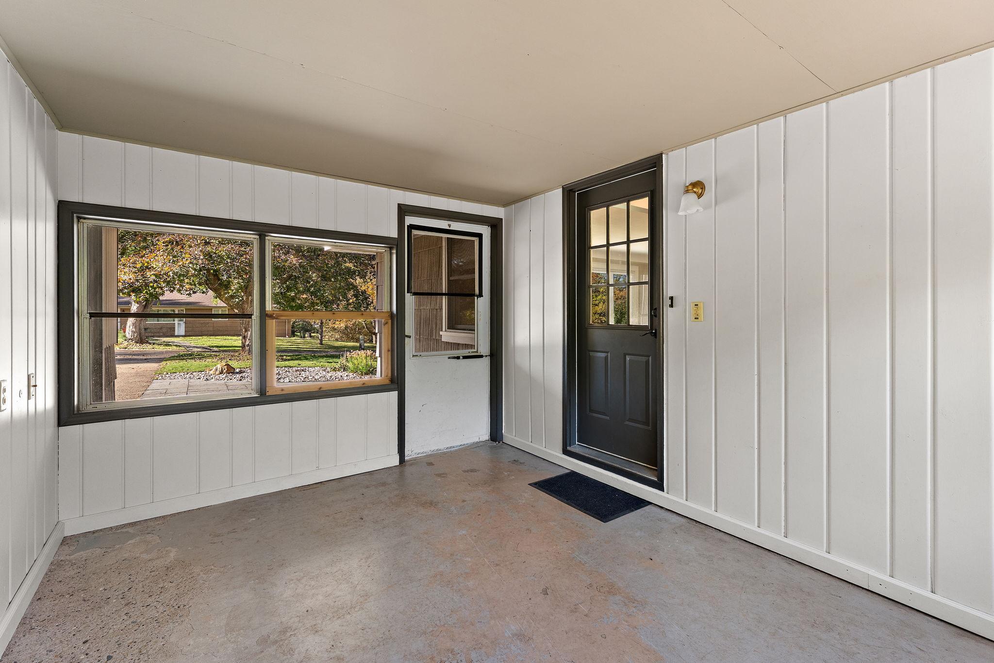 View of Residential at 14913 Sharon Lane, Burnsville MN 55306, Burnsville (32 of 65) - Mike Wilen | Minnesota Team Real Estate
