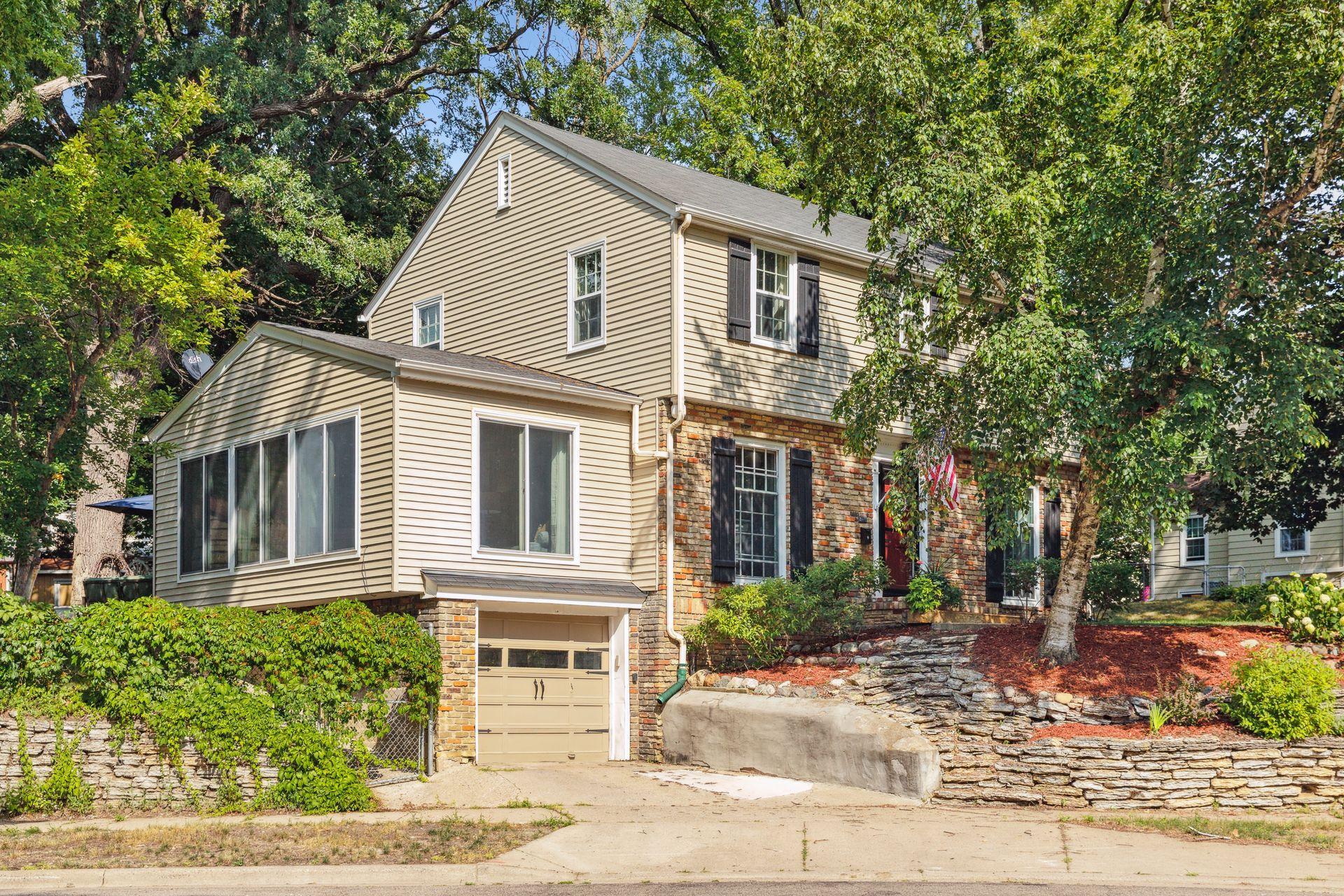 View of Residential at 1995 Norfolk Avenue, Saint Paul MN 55116, Saint Paul (2 of 43) - Mike Wilen | Minnesota Team Real Estate