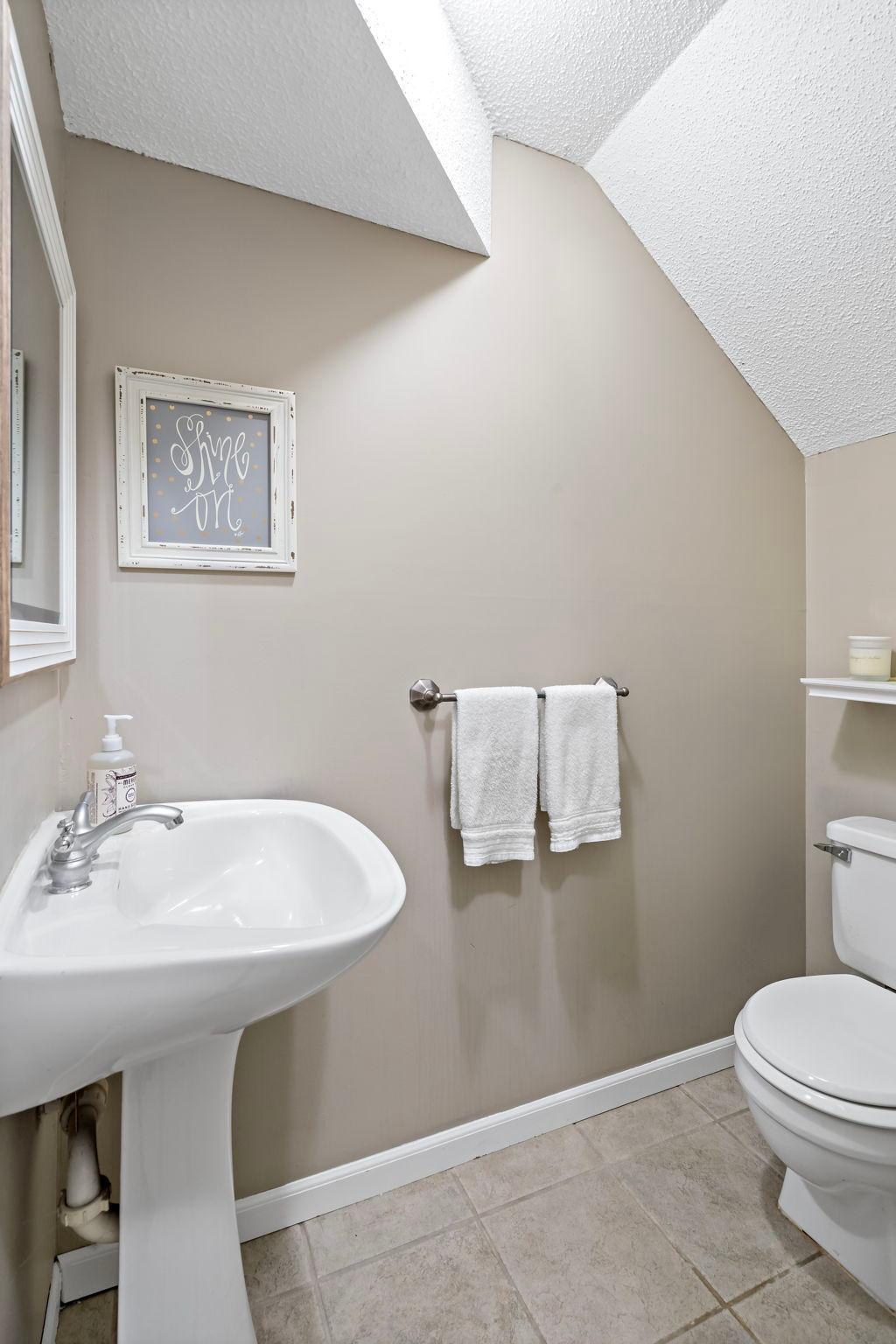 View of Residential at 10673 Sherman Drive, Eden Prairie MN 55347, Eden Prairie (21 of 24) - Mike Wilen | Minnesota Team Real Estate