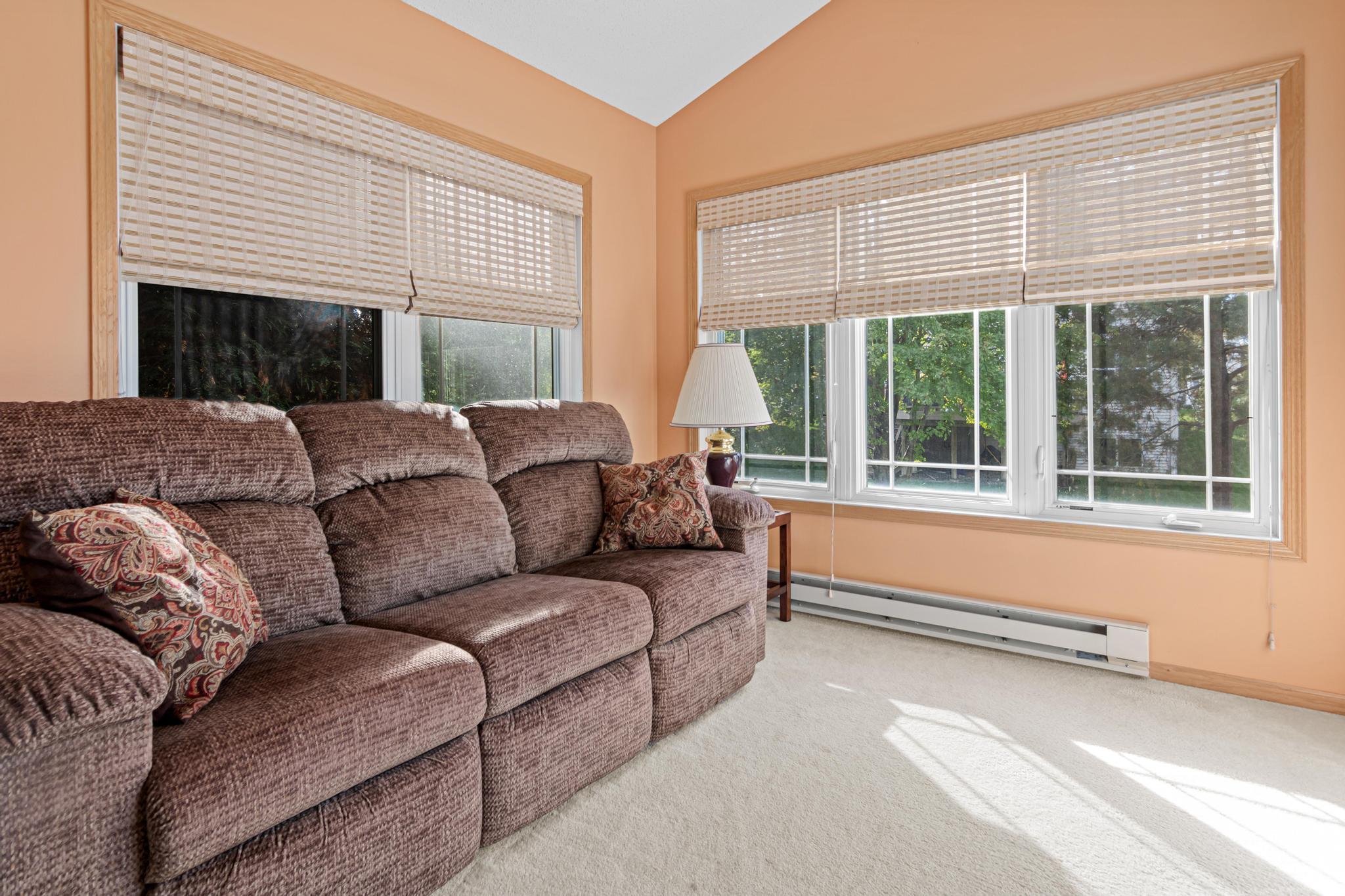View of Residential at 629 Sutherland Drive, Woodbury MN 55129, Woodbury (11 of 35) - Mike Wilen | Minnesota Team Real Estate