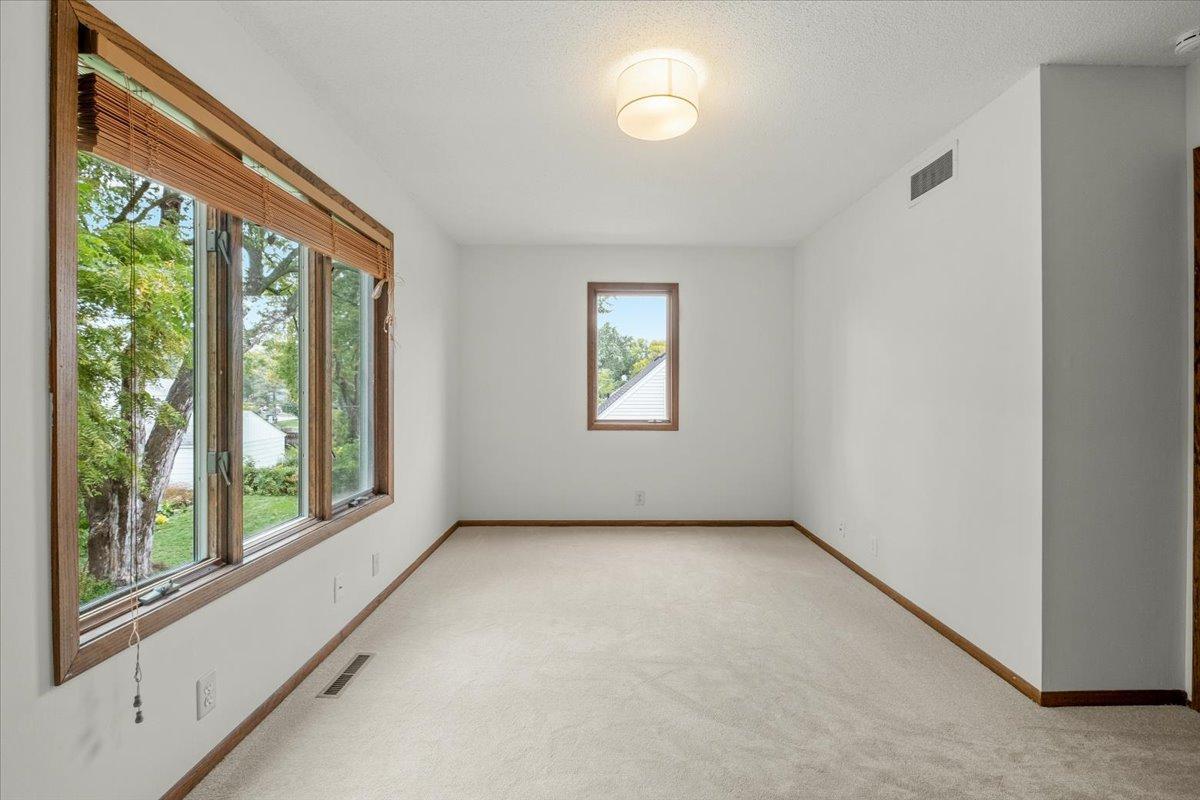View of Residential at 6618 Humboldt Avenue, Richfield MN 55423, Richfield (28 of 35) - Mike Wilen | Minnesota Team Real Estate