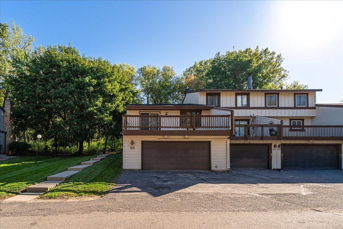 View of (TH) Side x Side at 299 River Woods Lane, Burnsville - Mike Wilen | Minnesota Team Real Estate