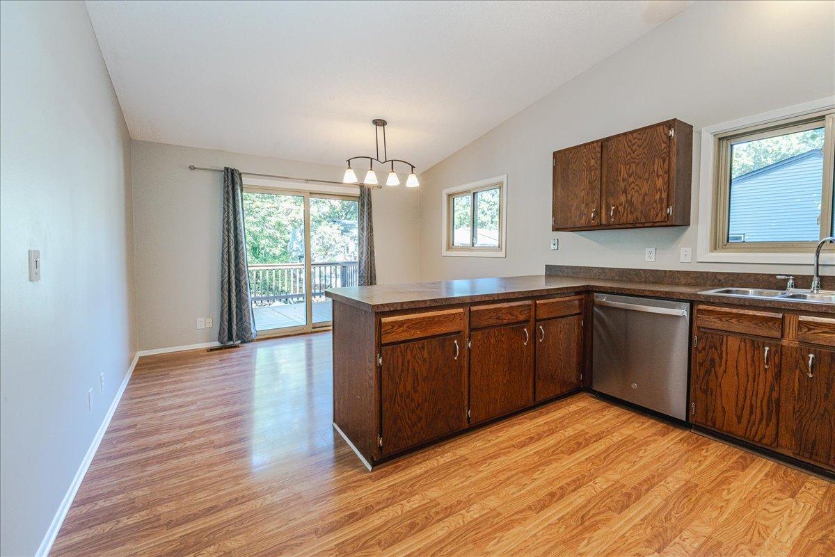 View of Residential at 299 River Woods Lane, Burnsville MN 55337, Burnsville (13 of 60) - Mike Wilen | Minnesota Team Real Estate