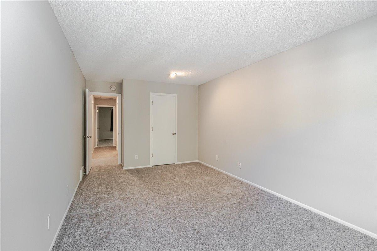 View of Residential at 299 River Woods Lane, Burnsville MN 55337, Burnsville (29 of 60) - Mike Wilen | Minnesota Team Real Estate