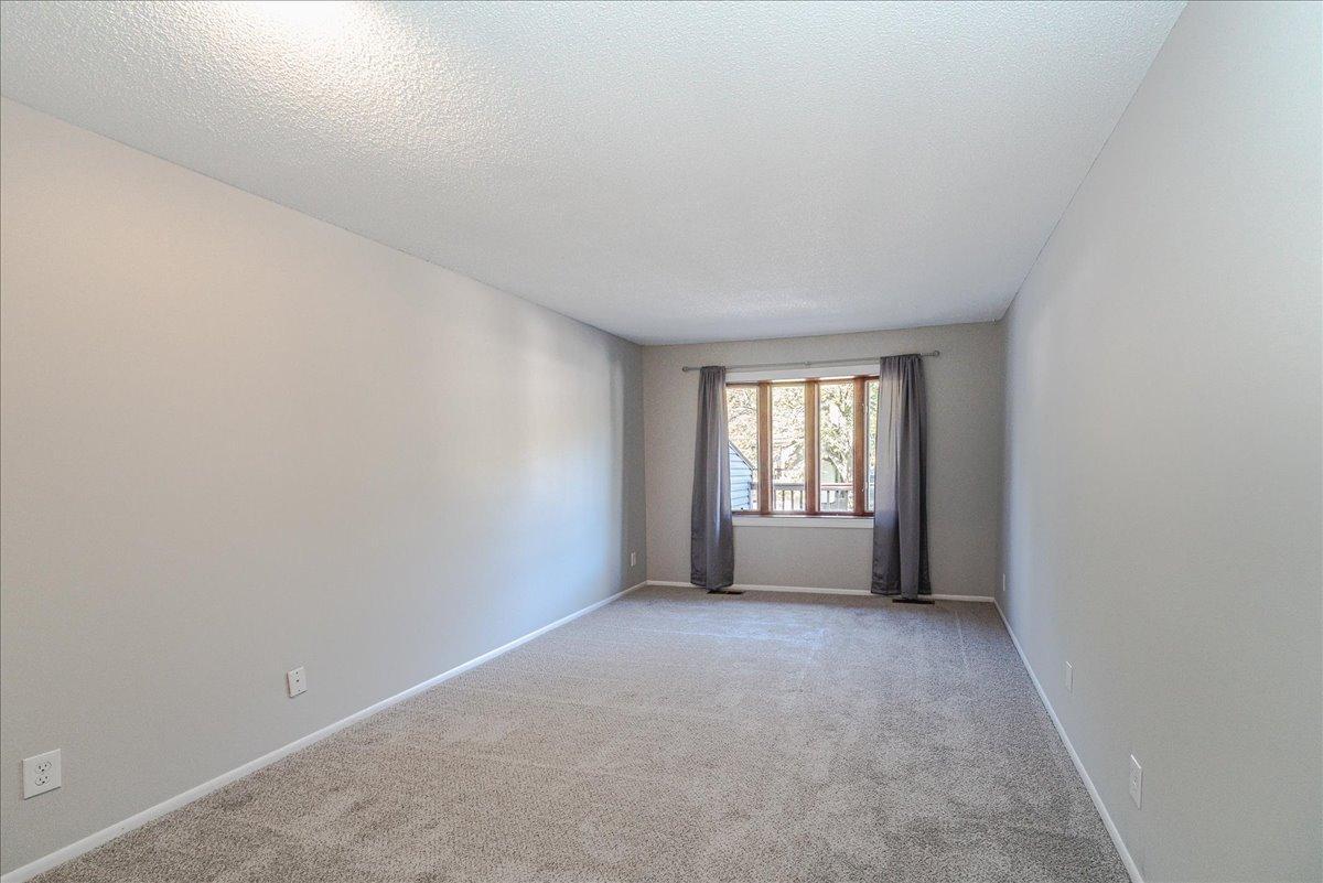 View of Residential at 299 River Woods Lane, Burnsville MN 55337, Burnsville (27 of 60) - Mike Wilen | Minnesota Team Real Estate