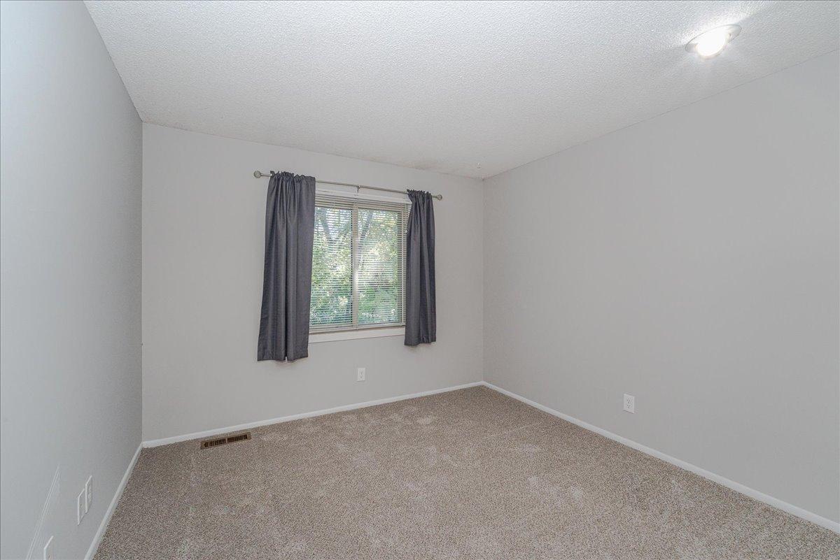 View of Residential at 299 River Woods Lane, Burnsville MN 55337, Burnsville (24 of 60) - Mike Wilen | Minnesota Team Real Estate
