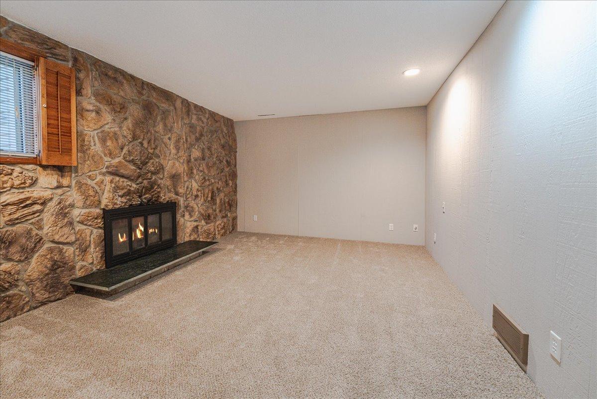 View of Residential at 299 River Woods Lane, Burnsville MN 55337, Burnsville (41 of 60) - Mike Wilen | Minnesota Team Real Estate