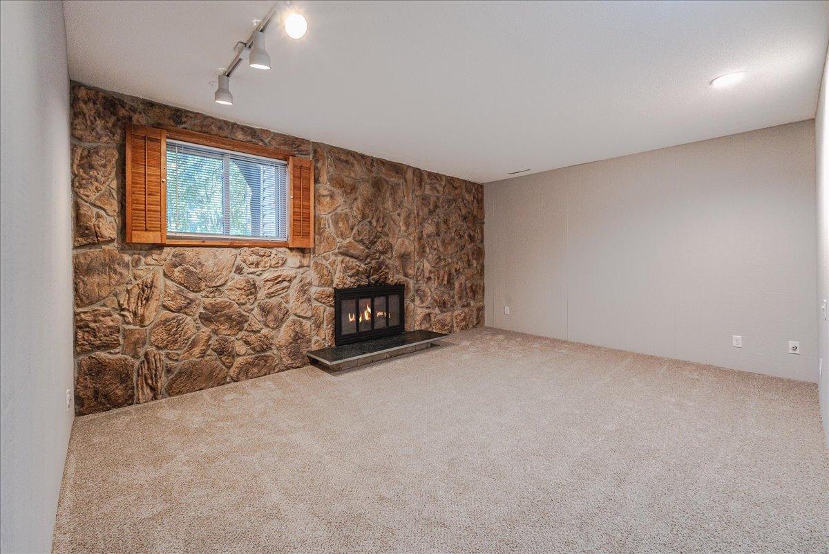 View of Residential at 299 River Woods Lane, Burnsville MN 55337, Burnsville (40 of 60) - Mike Wilen | Minnesota Team Real Estate