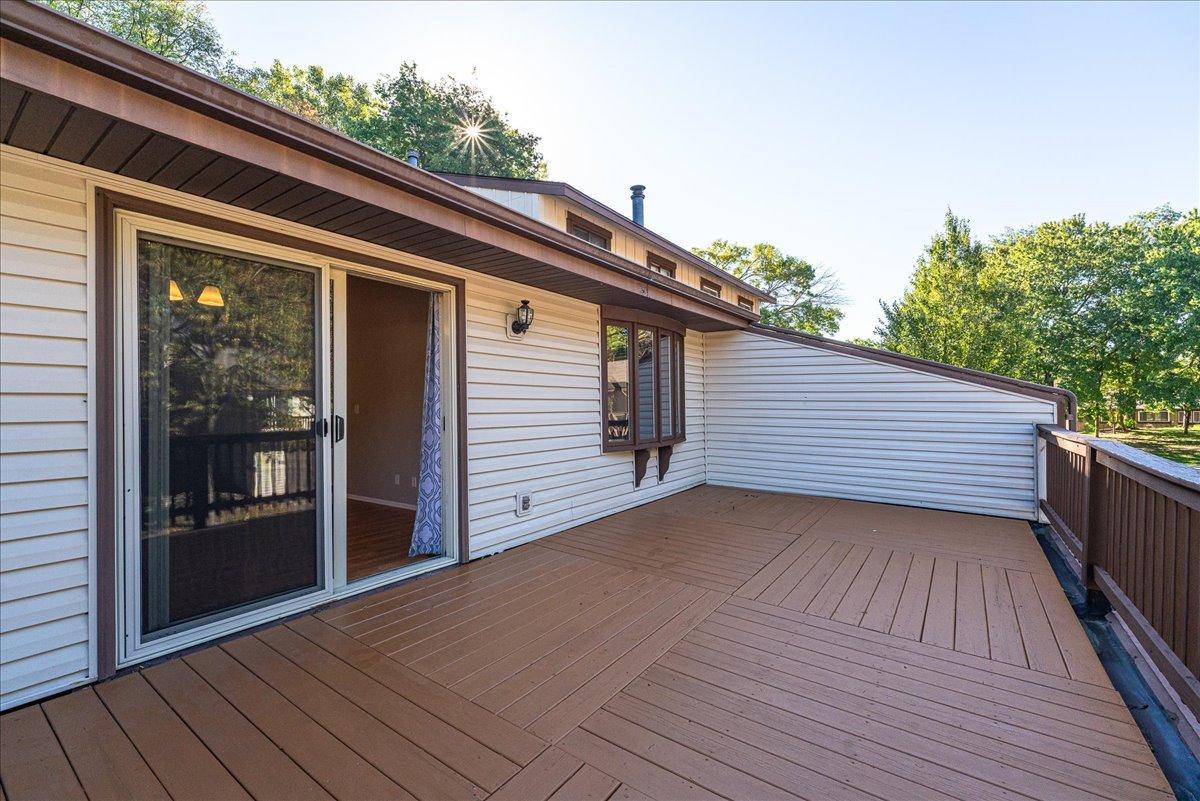 View of Residential at 299 River Woods Lane, Burnsville MN 55337, Burnsville (36 of 60) - Mike Wilen | Minnesota Team Real Estate