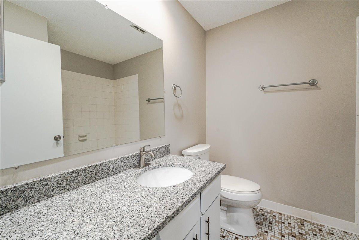 View of Residential at 299 River Woods Lane, Burnsville MN 55337, Burnsville (32 of 60) - Mike Wilen | Minnesota Team Real Estate