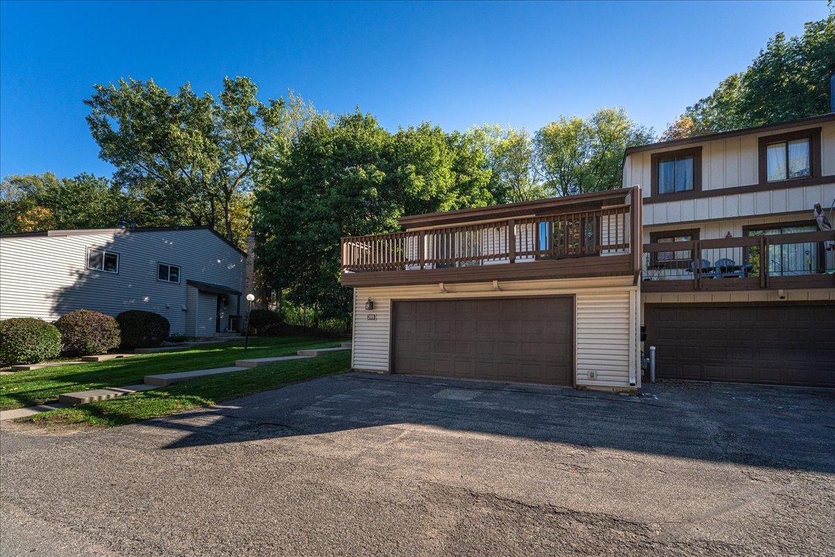 View of Residential at 299 River Woods Lane, Burnsville MN 55337, Burnsville (58 of 60) - Mike Wilen | Minnesota Team Real Estate