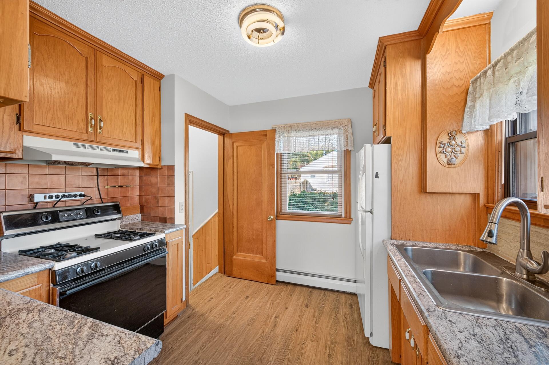 View of Residential at 4858 6th Street, Columbia Heights MN 55421, Columbia Heights (9 of 25) - Mike Wilen | Minnesota Team Real Estate