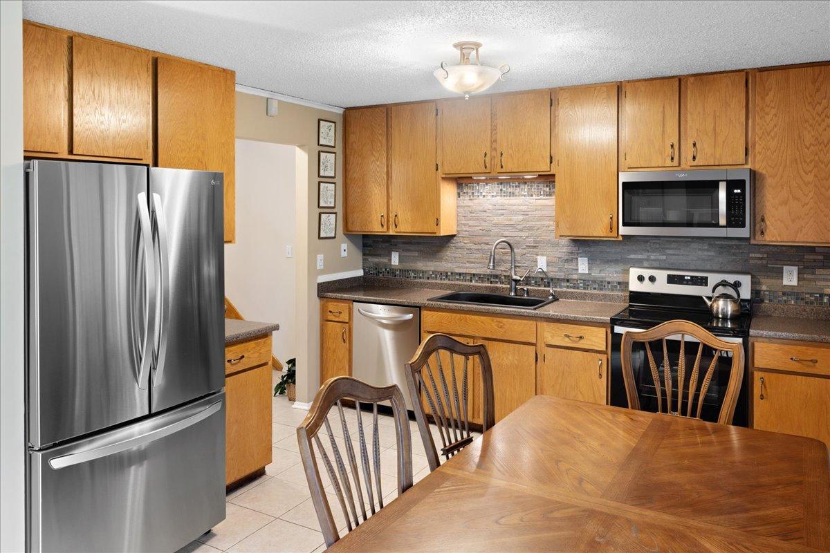 View of Residential at 5424 Sanibel Drive, Minnetonka MN 55343, Minnetonka (10 of 41) - Mike Wilen | Minnesota Team Real Estate