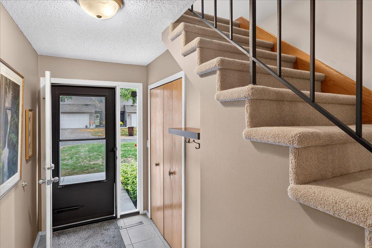 View of Residential at 5424 Sanibel Drive, Minnetonka MN 55343, Minnetonka (4 of 41) - Mike Wilen | Minnesota Team Real Estate