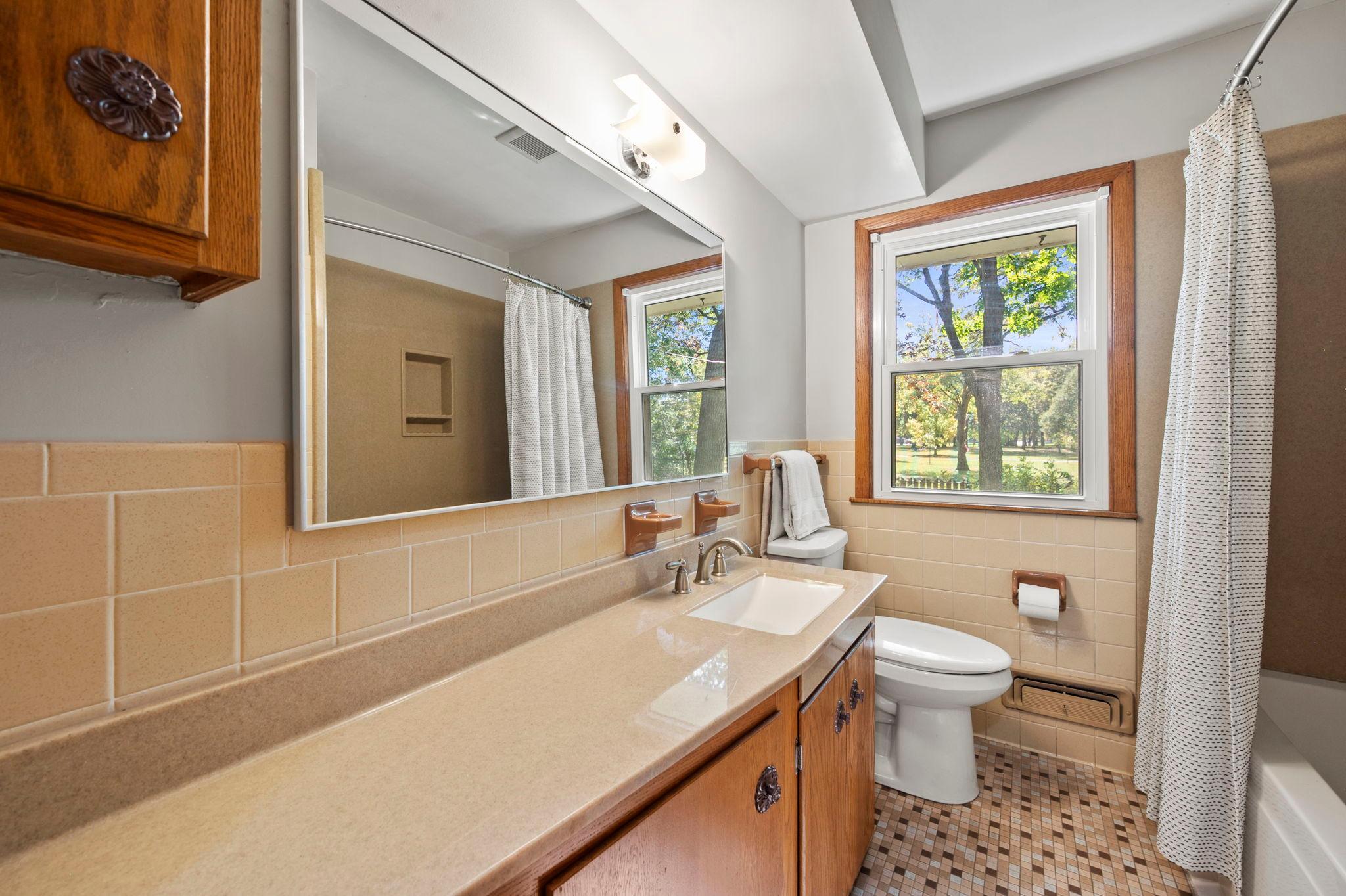 View of Residential at 6609 74th Avenue, Brooklyn Park MN 55428, Brooklyn Park (23 of 38) - Mike Wilen | Minnesota Team Real Estate