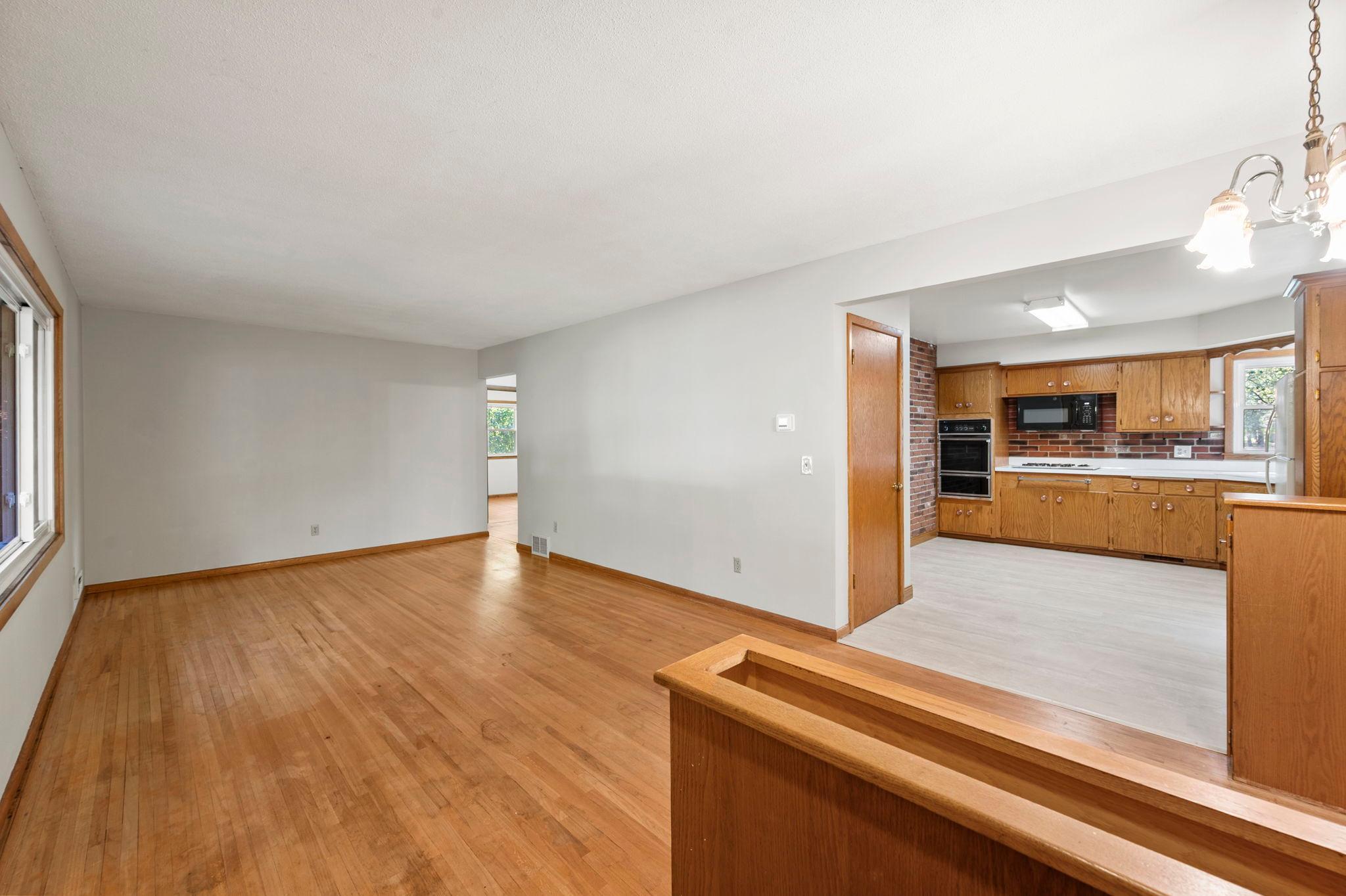 View of Residential at 6609 74th Avenue, Brooklyn Park MN 55428, Brooklyn Park (6 of 38) - Mike Wilen | Minnesota Team Real Estate