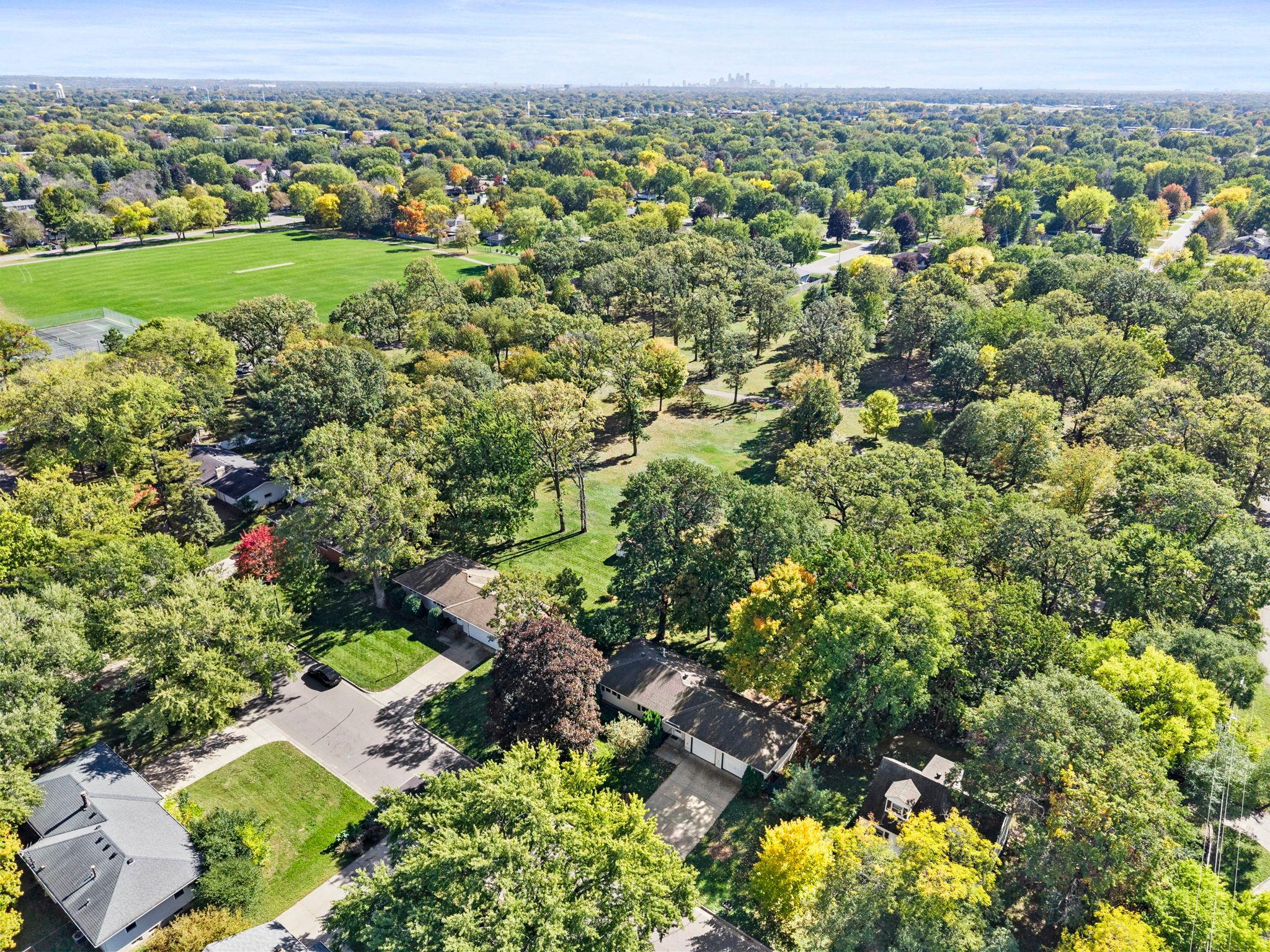 View of Residential at 6609 74th Avenue, Brooklyn Park MN 55428, Brooklyn Park (35 of 38) - Mike Wilen | Minnesota Team Real Estate