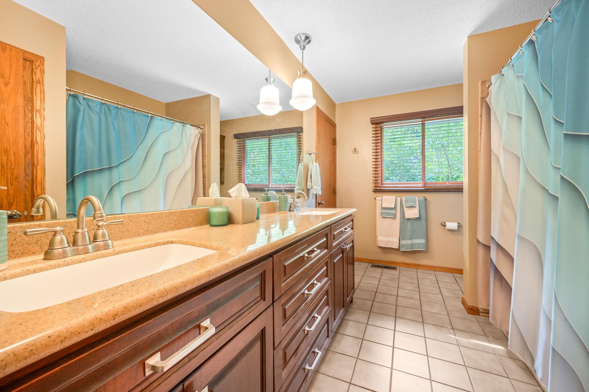 View of Residential at 6805 Evergreen Lane, Maple Grove MN 55369, Maple Grove (12 of 24) - Mike Wilen | Minnesota Team Real Estate