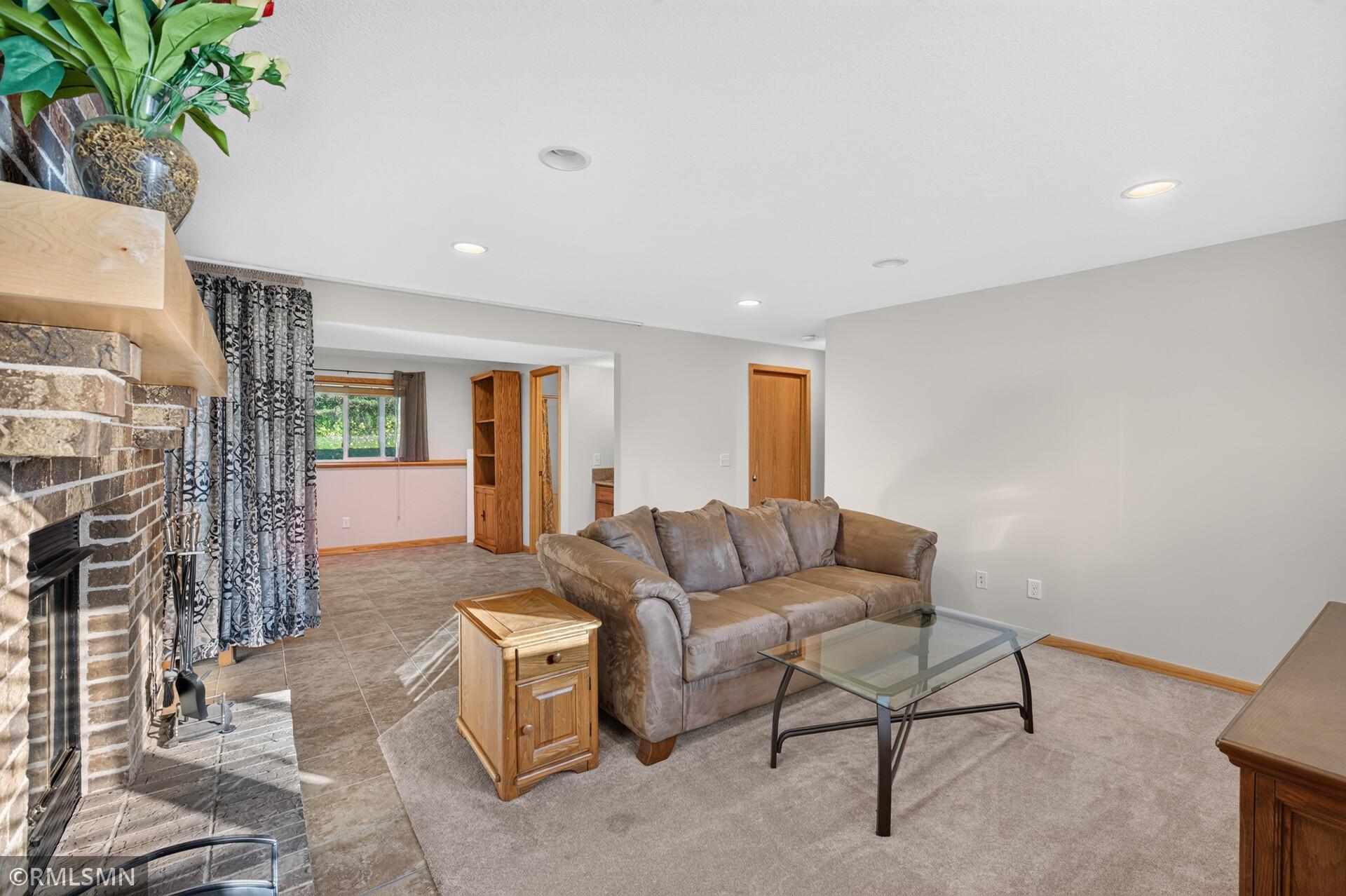 View of Residential at 4292 Heritage Drive, Vadnais Heights MN 55127, Vadnais Heights (29 of 36) - Mike Wilen | Minnesota Team Real Estate