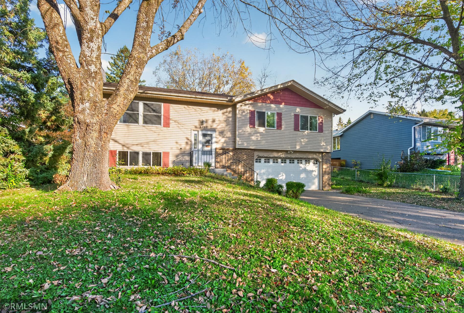 View of Residential at 4292 Heritage Drive, Vadnais Heights MN 55127, Vadnais Heights (3 of 36) - Mike Wilen | Minnesota Team Real Estate