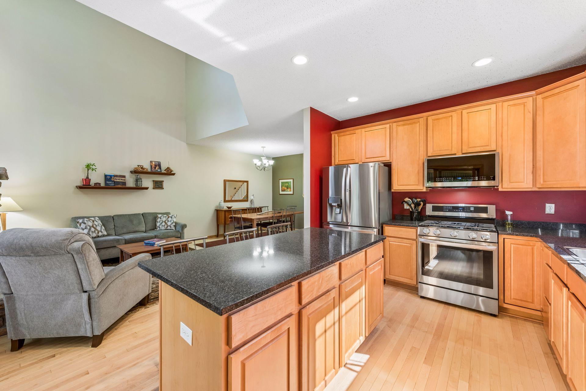View of Residential at 9780 Cupola Lane, Eden Prairie MN 55347, Eden Prairie (18 of 51) - Mike Wilen | Minnesota Team Real Estate
