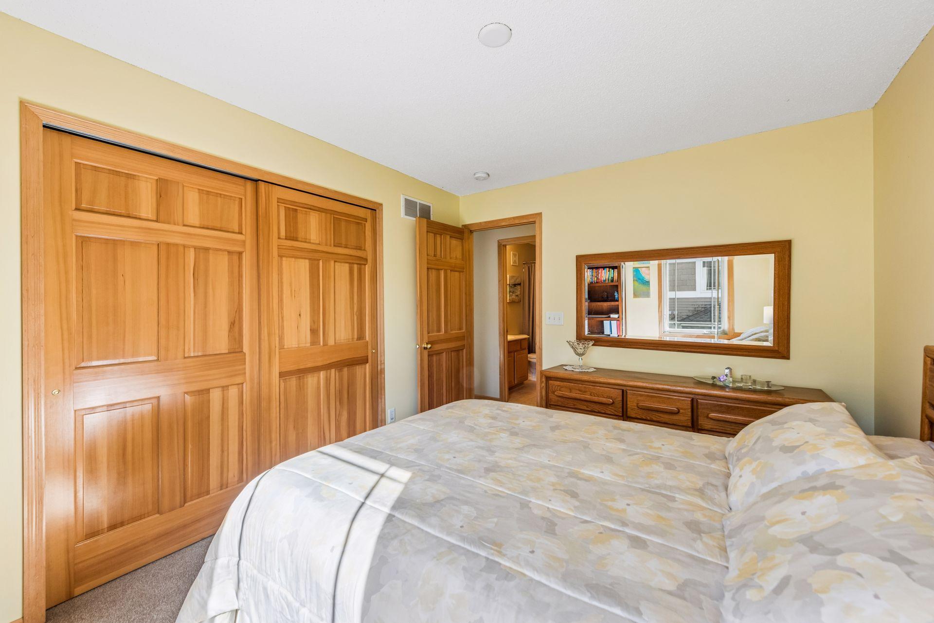 View of Residential at 9780 Cupola Lane, Eden Prairie MN 55347, Eden Prairie (30 of 51) - Mike Wilen | Minnesota Team Real Estate