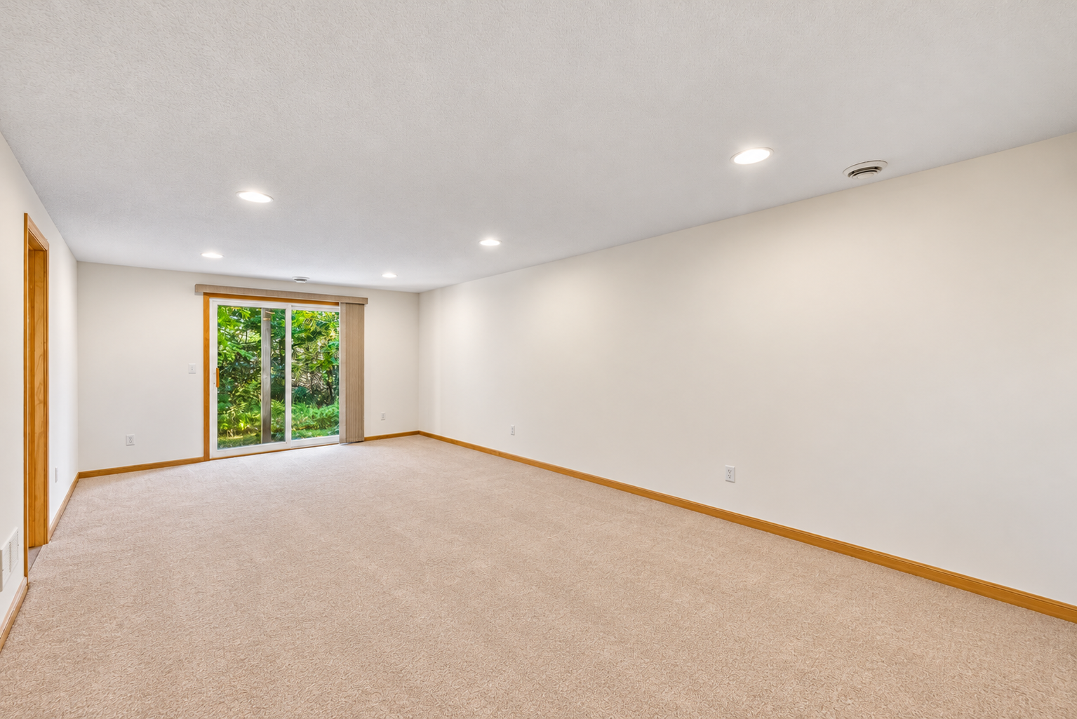 View of Residential at 9780 Cupola Lane, Eden Prairie MN 55347, Eden Prairie (34 of 51) - Mike Wilen | Minnesota Team Real Estate