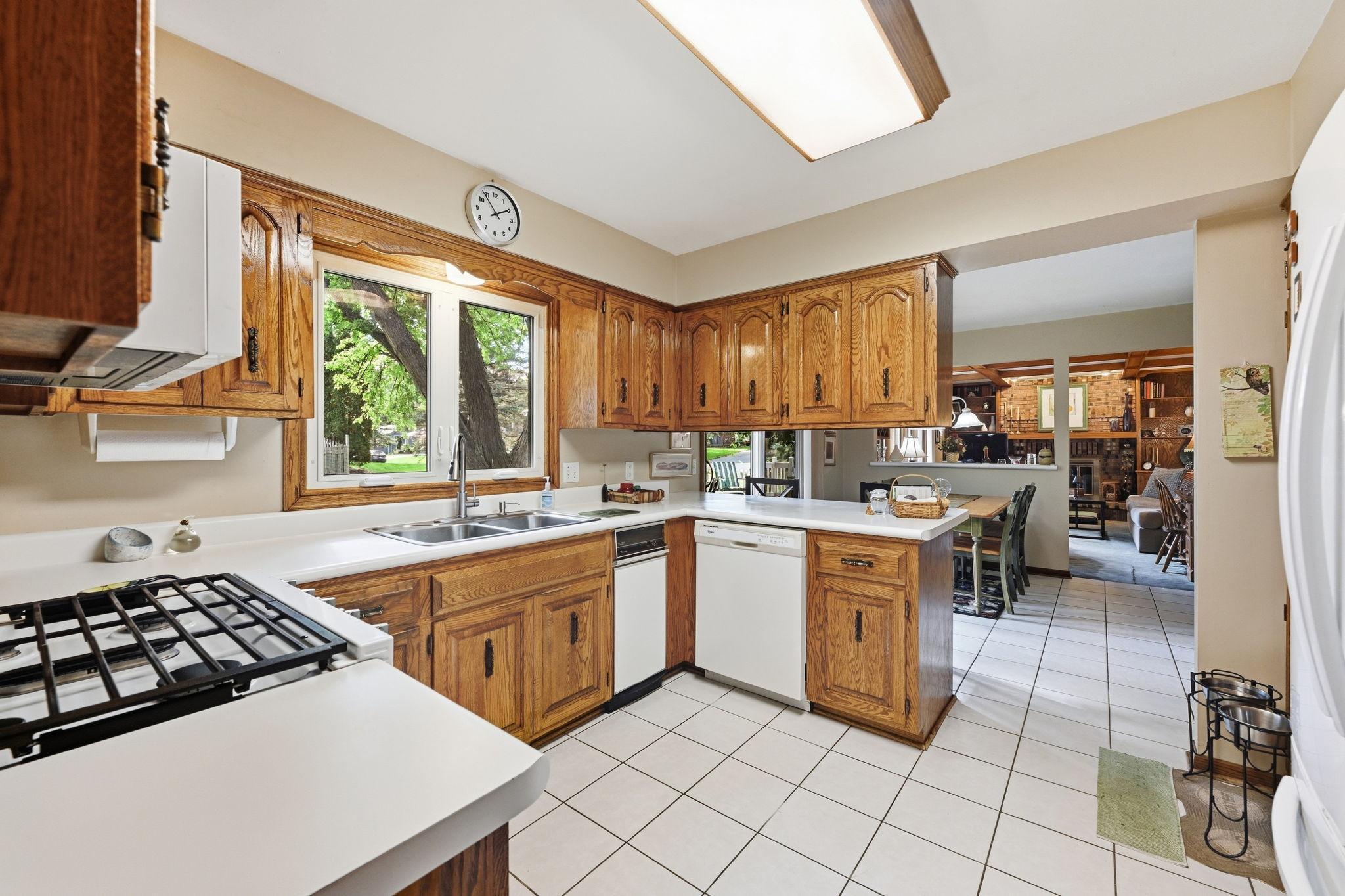 View of Residential at 18731 Maple Leaf Drive, Eden Prairie MN 55346, Eden Prairie (11 of 30) - Mike Wilen | Minnesota Team Real Estate
