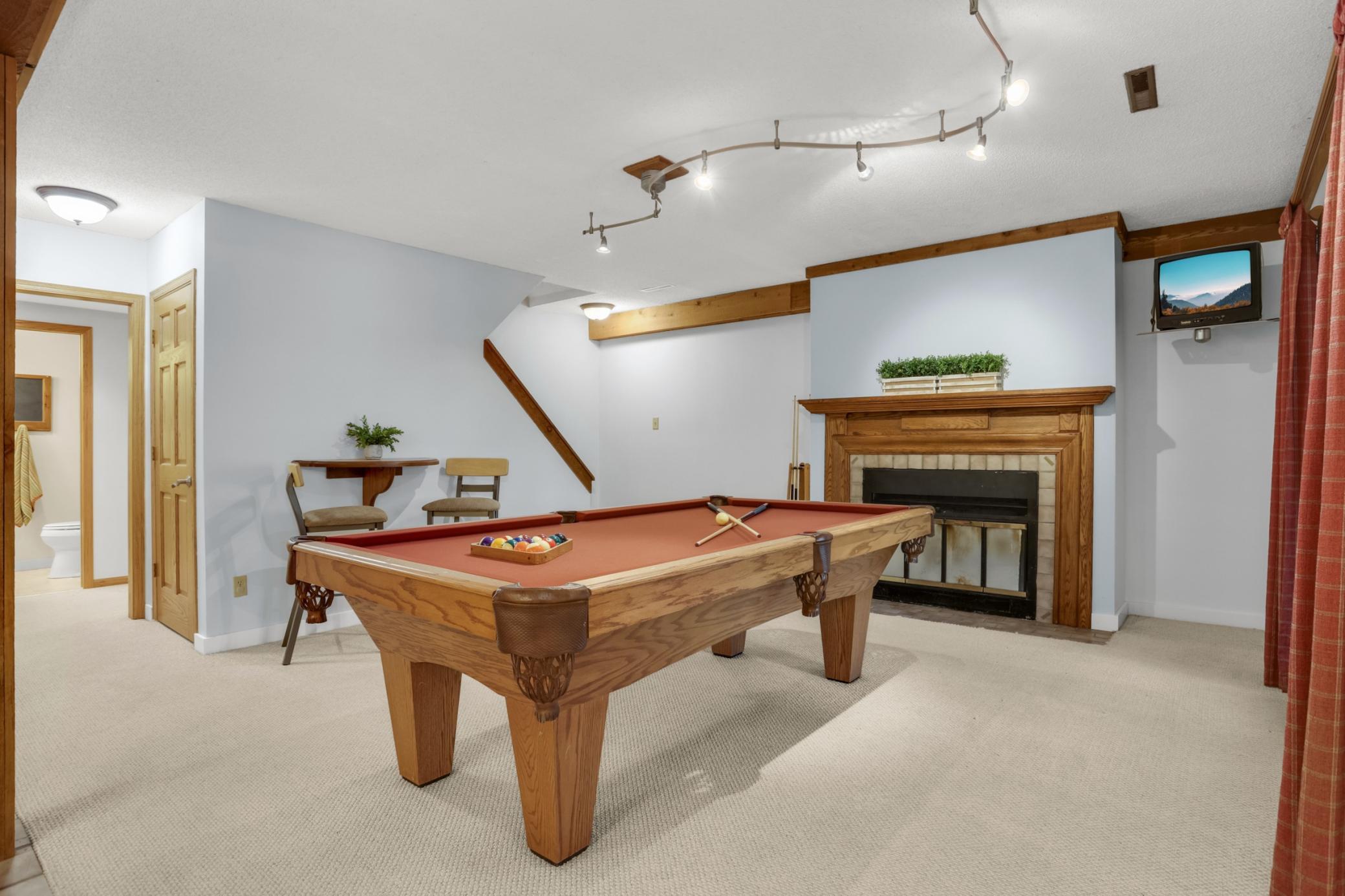 View of Residential at 10294 Oak Shore Drive, Lakeville MN 55044, Lakeville (28 of 52) - Mike Wilen | Minnesota Team Real Estate