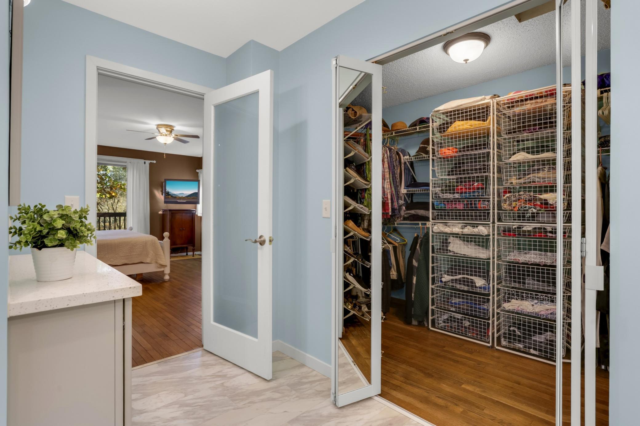 View of Residential at 10294 Oak Shore Drive, Lakeville MN 55044, Lakeville (9 of 52) - Mike Wilen | Minnesota Team Real Estate
