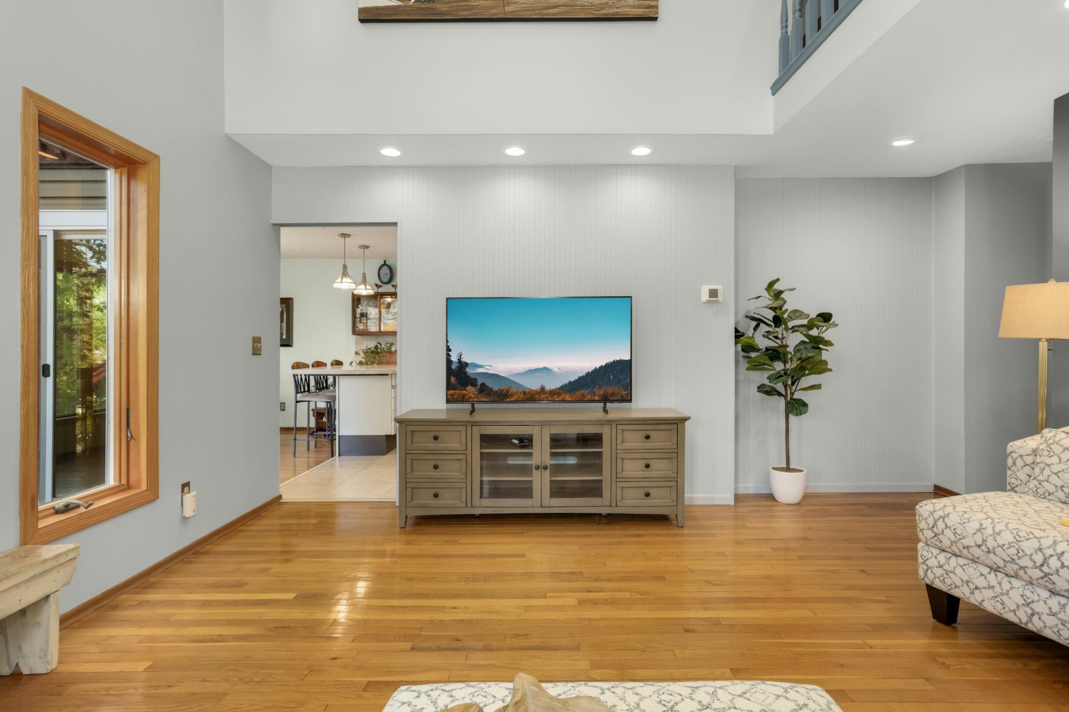 View of Residential at 10294 Oak Shore Drive, Lakeville MN 55044, Lakeville (14 of 52) - Mike Wilen | Minnesota Team Real Estate