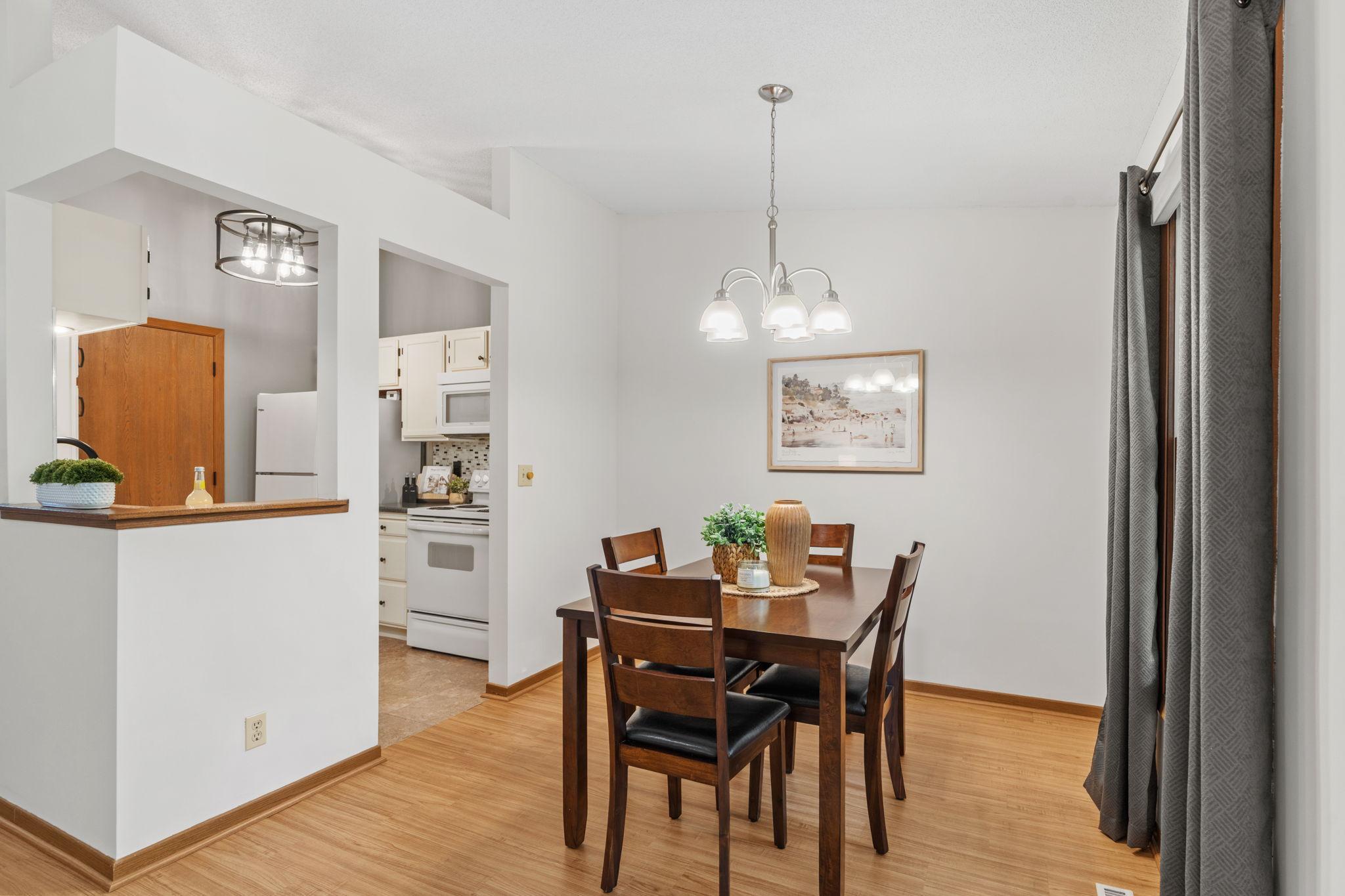 View of Residential at 10932 Quebec Avenue, Bloomington MN 55438, Bloomington (21 of 42) - Mike Wilen | Minnesota Team Real Estate