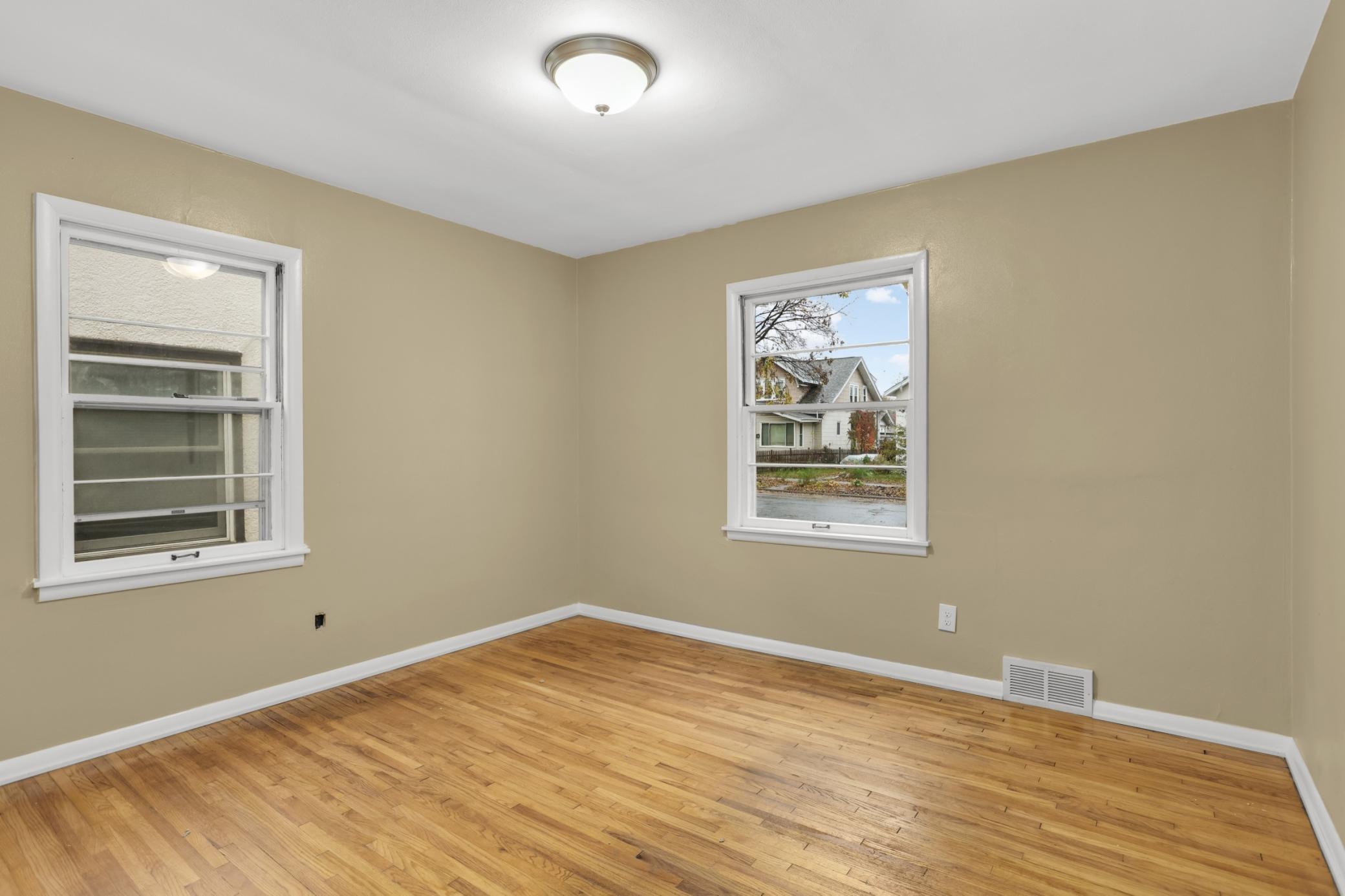 View of Residential at 966 Hawthorne Avenue, Saint Paul MN 55106, Saint Paul (16 of 42) - Mike Wilen | Minnesota Team Real Estate