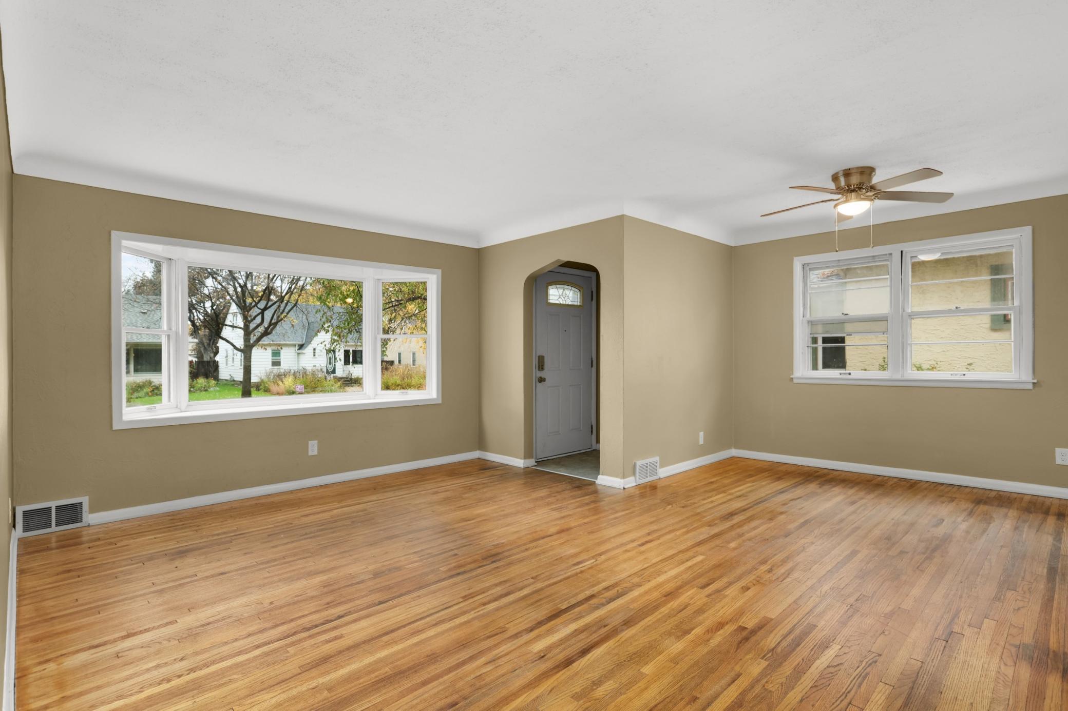 View of Residential at 966 Hawthorne Avenue, Saint Paul MN 55106, Saint Paul (3 of 42) - Mike Wilen | Minnesota Team Real Estate