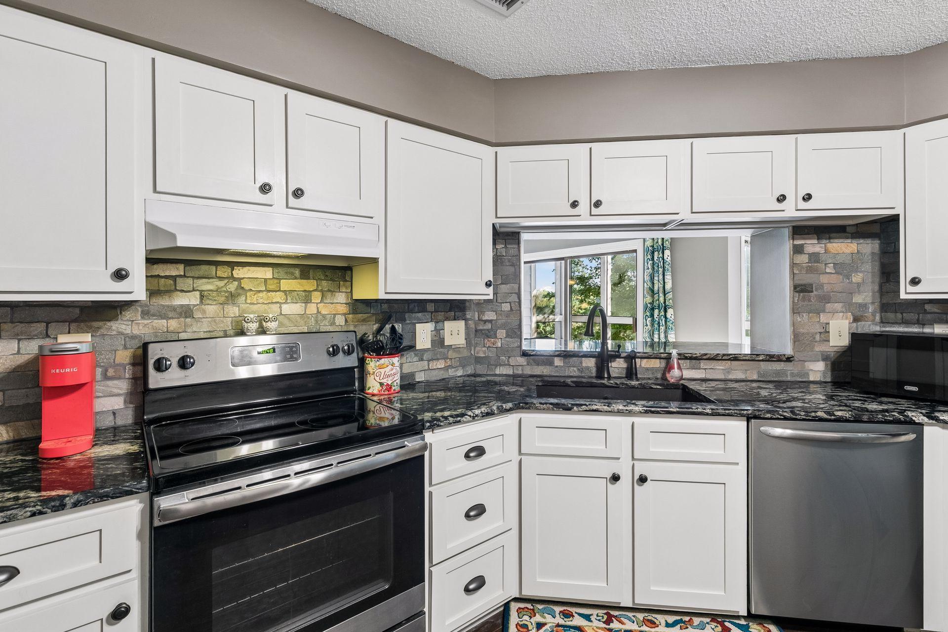 View of Residential at 3801 98th Street #208, Bloomington MN 55431, Bloomington (21 of 52) - Mike Wilen | Minnesota Team Real Estate