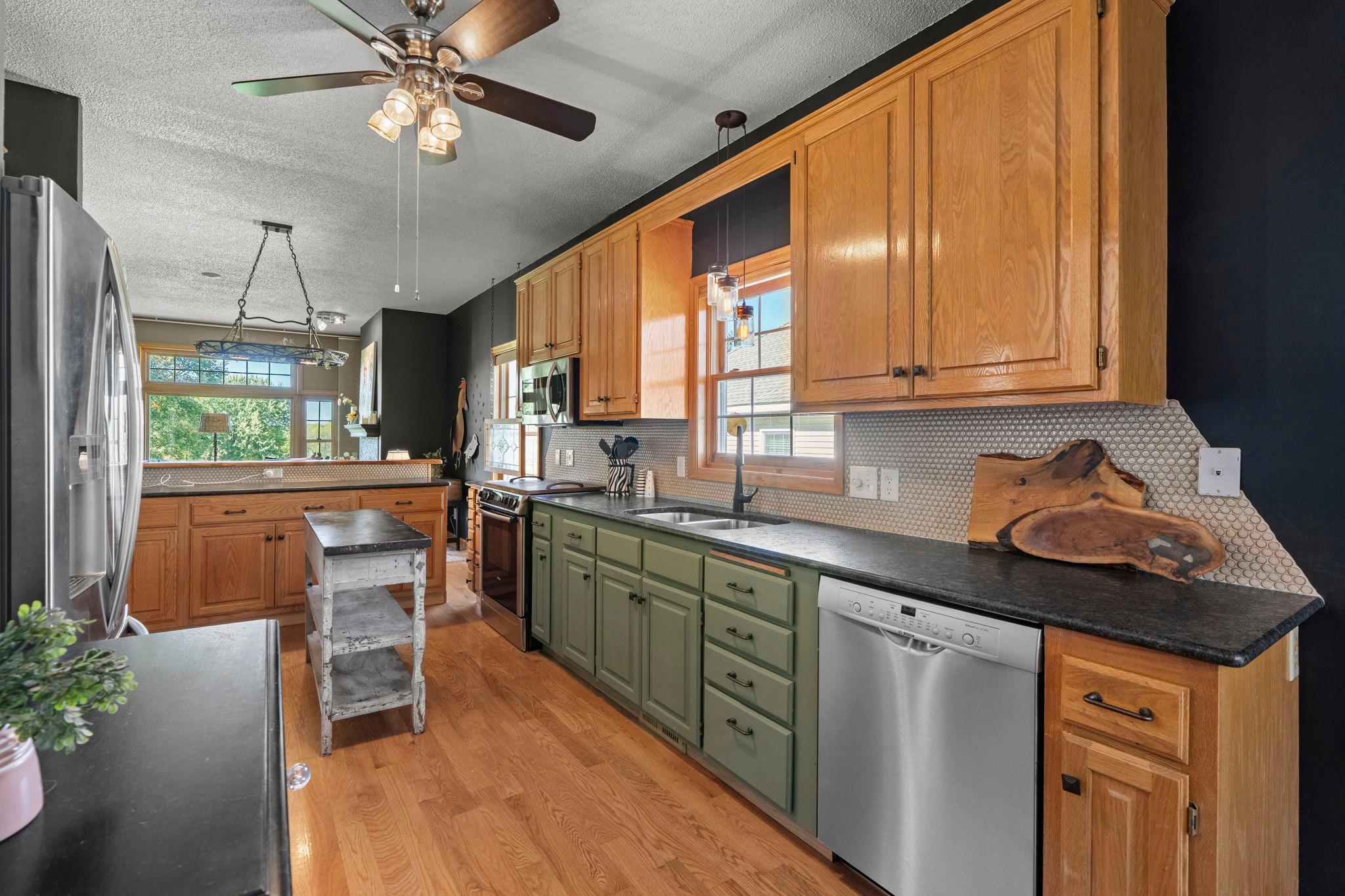 View of Residential at 16345 Crystal Hills Circle, Lakeville MN 55044, Lakeville (20 of 78) - Mike Wilen | Minnesota Team Real Estate