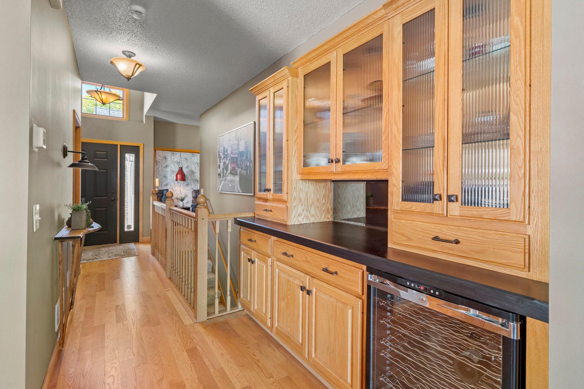 View of Residential at 16345 Crystal Hills Circle, Lakeville MN 55044, Lakeville (7 of 78) - Mike Wilen | Minnesota Team Real Estate