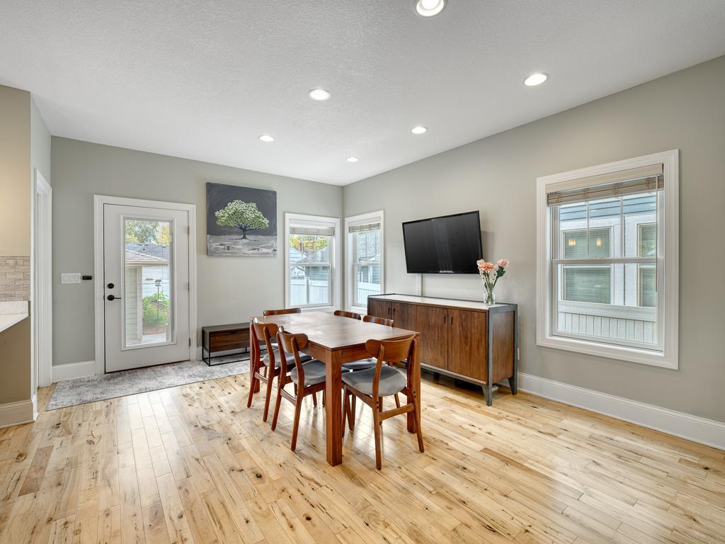 View of Residential at 1173 Saint Paul Avenue, Saint Paul MN 55116, Saint Paul (12 of 38) - Mike Wilen | Minnesota Team Real Estate