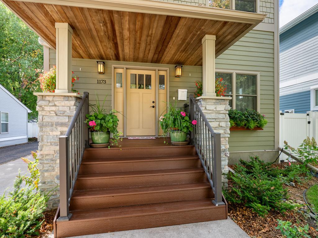View of Single Family at 1173 Saint Paul Avenue, Saint Paul - Mike Wilen | Minnesota Team Real Estate