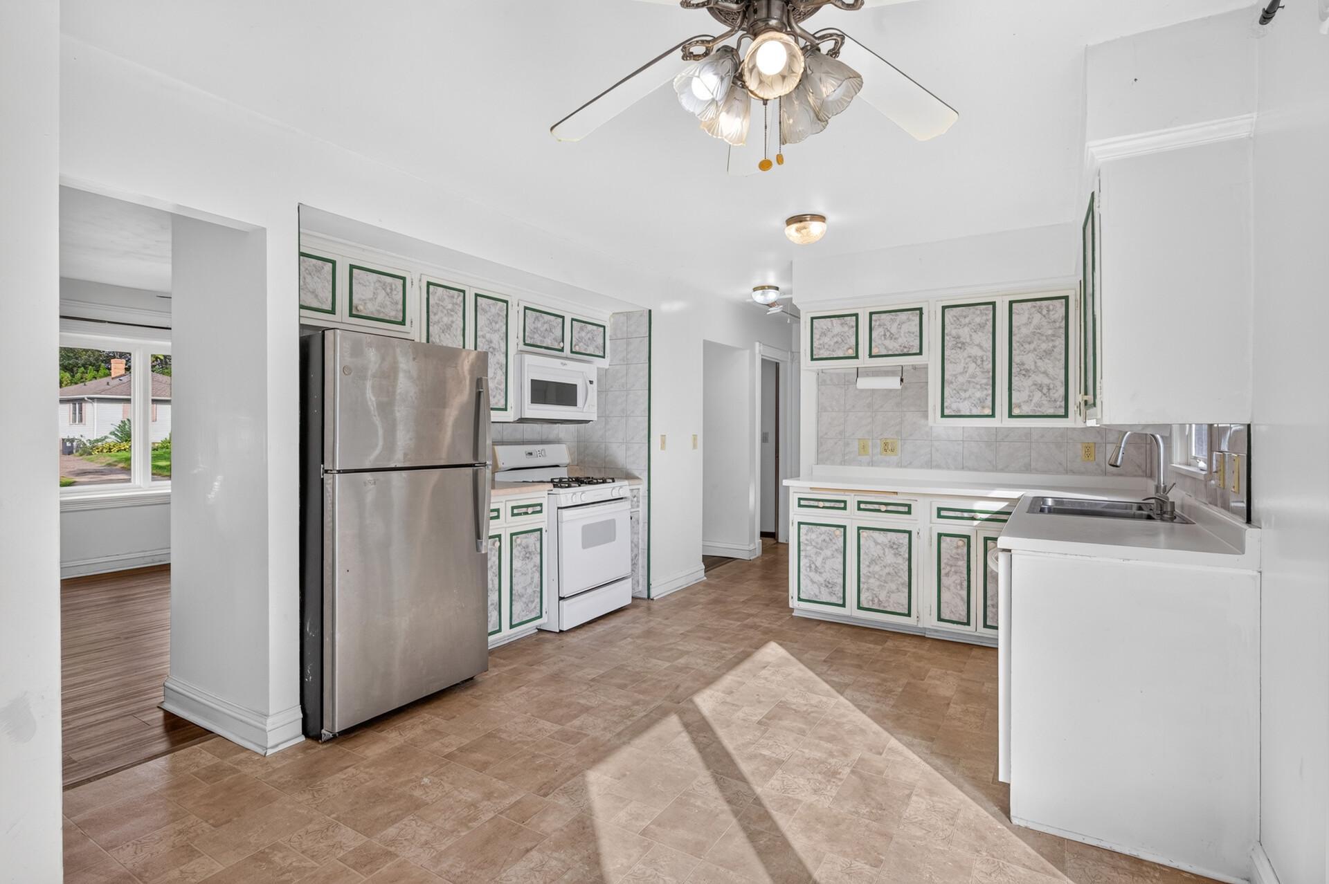 View of Residential at 790 Nevada Avenue, Saint Paul MN 55106, Saint Paul (14 of 44) - Mike Wilen | Minnesota Team Real Estate