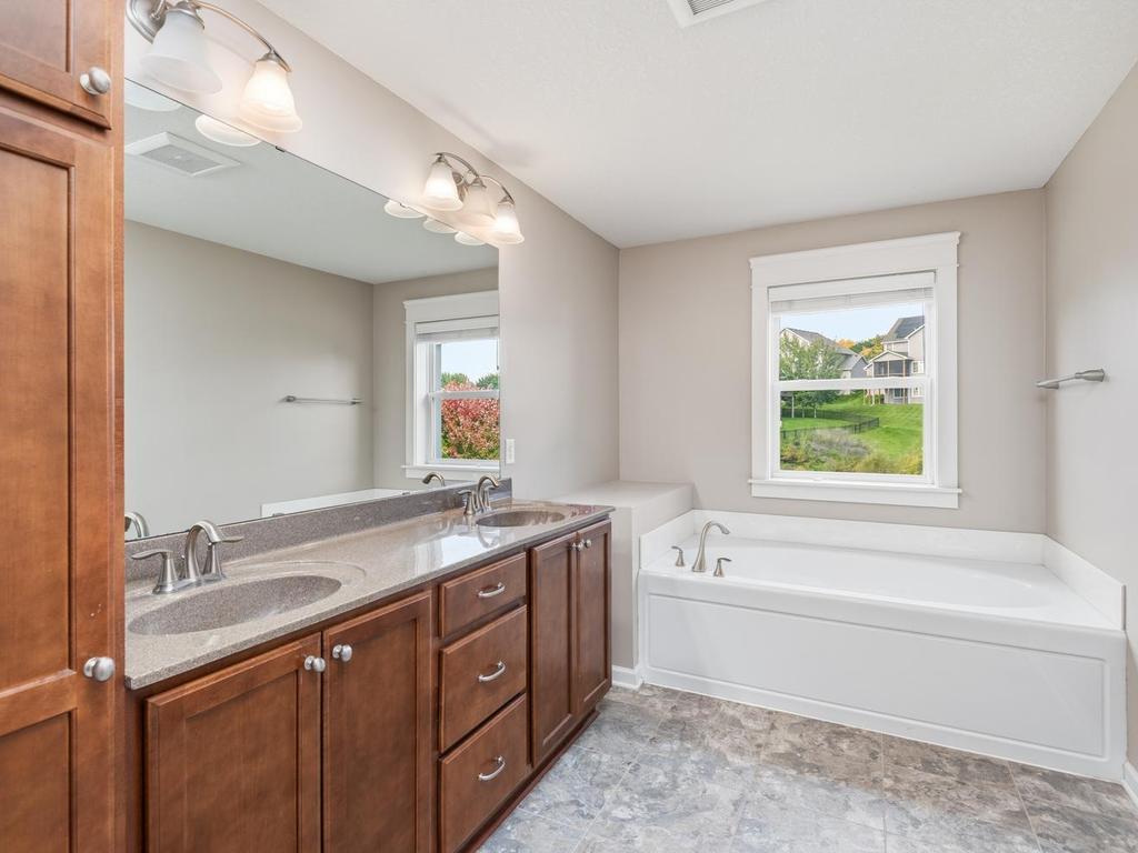 View of Residential at 3064 Francesca Drive, Chaska MN 55318, Chaska (26 of 41) - Mike Wilen | Minnesota Team Real Estate