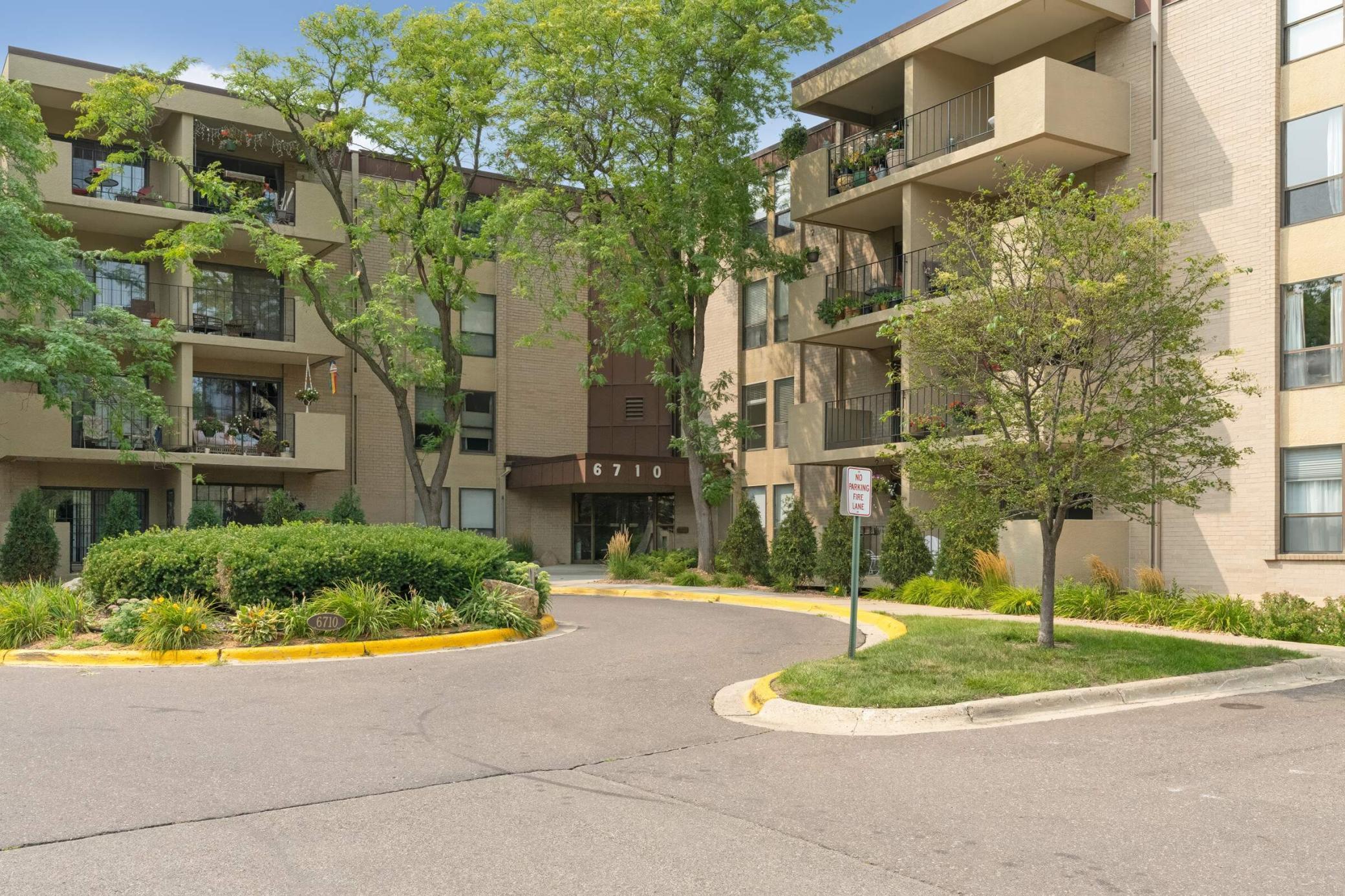 View of Residential at 6710 Vernon Avenue #409, Edina MN 55436, Edina (36 of 38) - Mike Wilen | Minnesota Team Real Estate