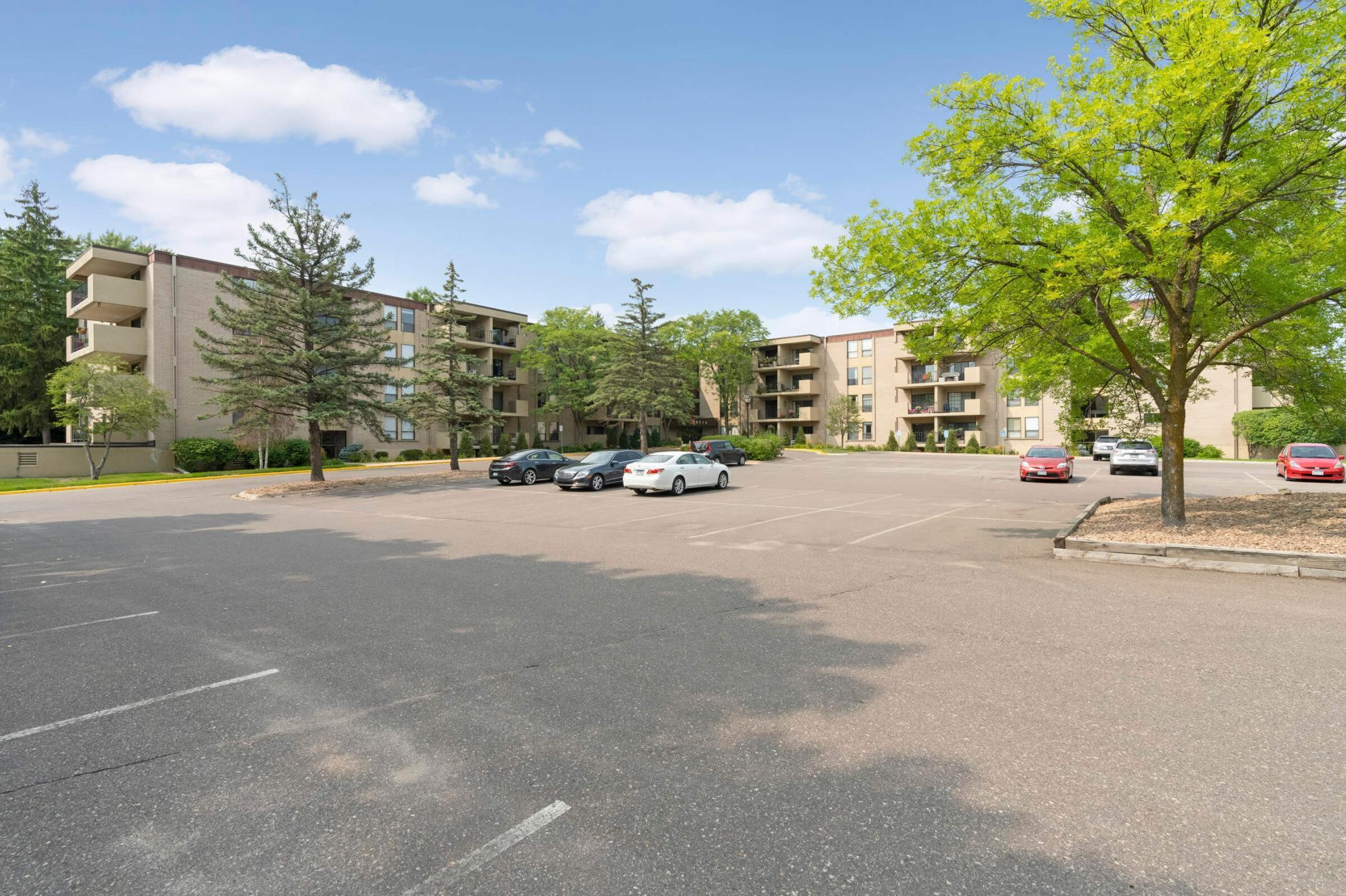 View of Residential at 6710 Vernon Avenue #409, Edina MN 55436, Edina (2 of 38) - Mike Wilen | Minnesota Team Real Estate