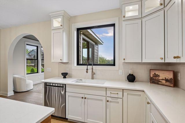 View of Residential at 751 96th Street, Chanhassen MN 55317, Chanhassen (16 of 39) - Mike Wilen | Minnesota Team Real Estate